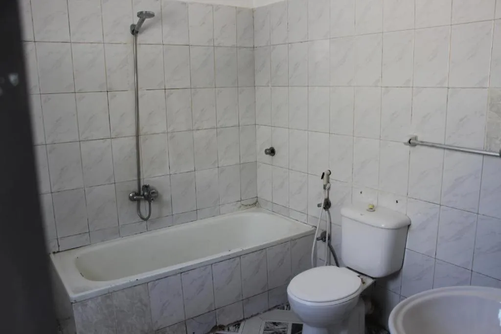 Bathroom in Sea Star