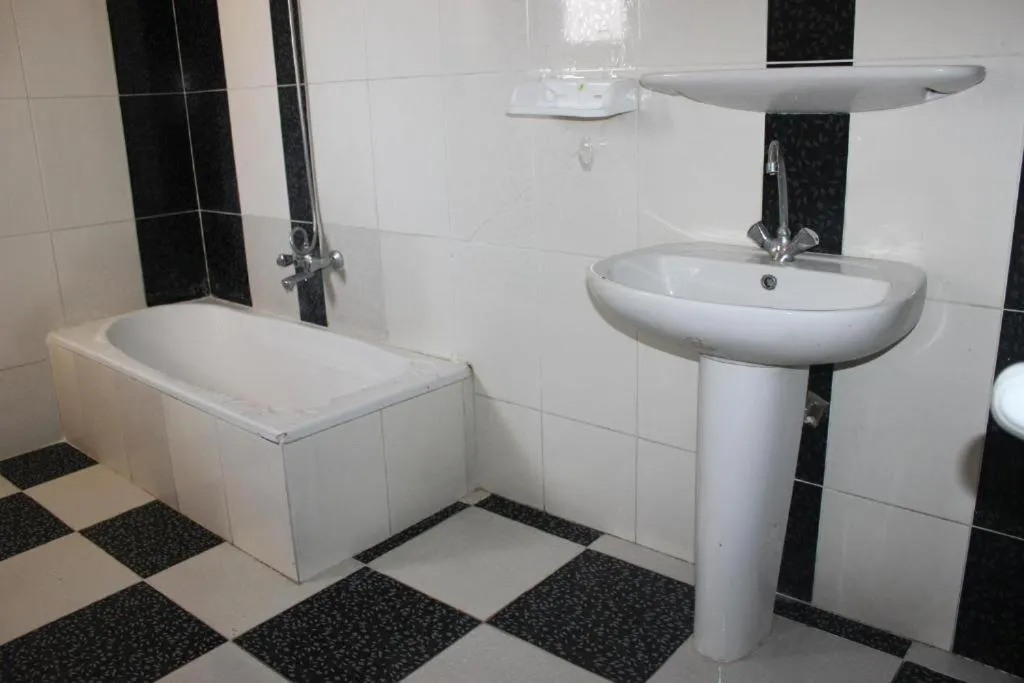 Bathroom in Sea Star