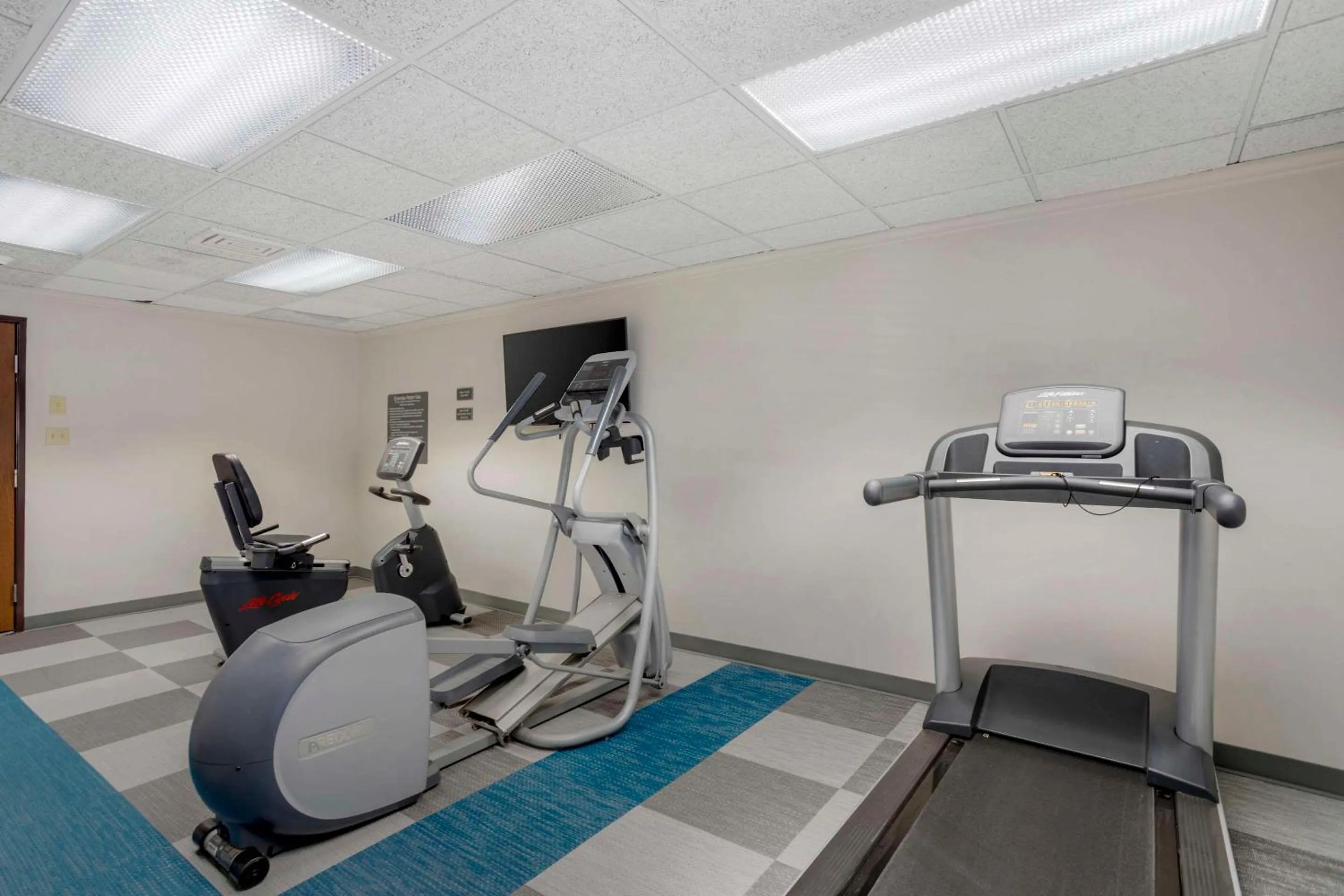Fitness centre/facilities in Comfort Inn & Suites Brentwood - Nashville