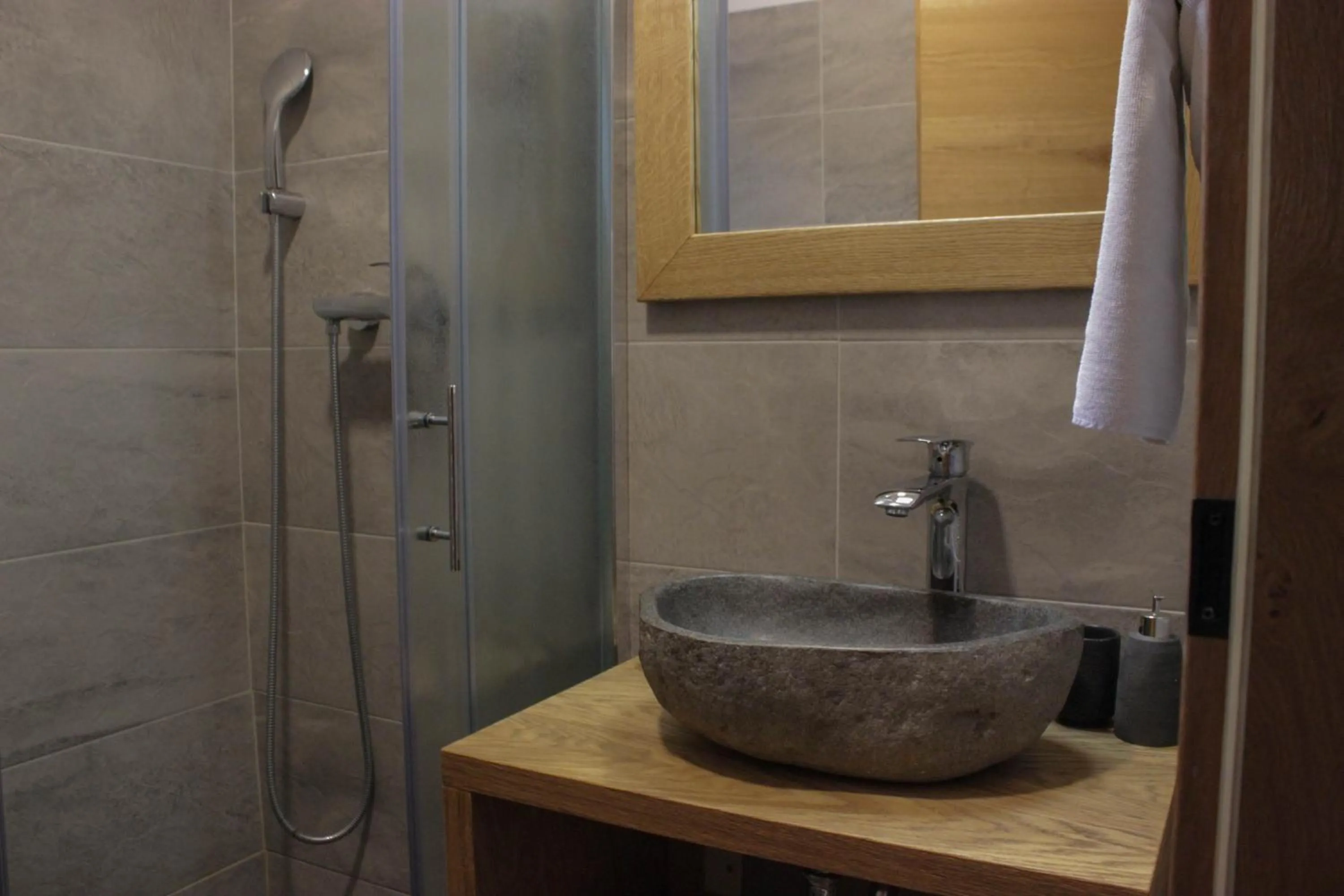 Bathroom in Eko hiša-Eco House Na razpotju