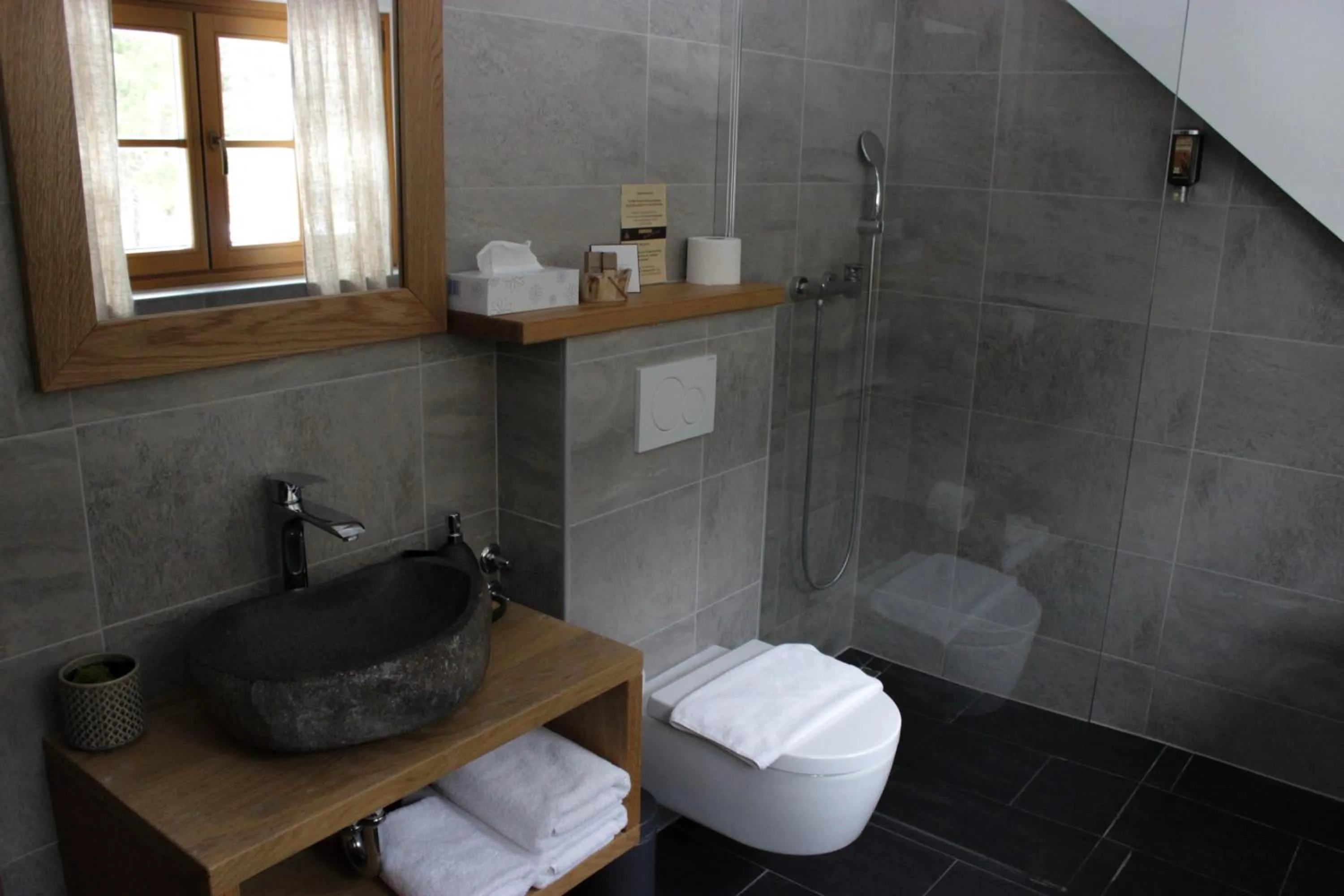 Bathroom in Eko hiša-Eco House Na razpotju