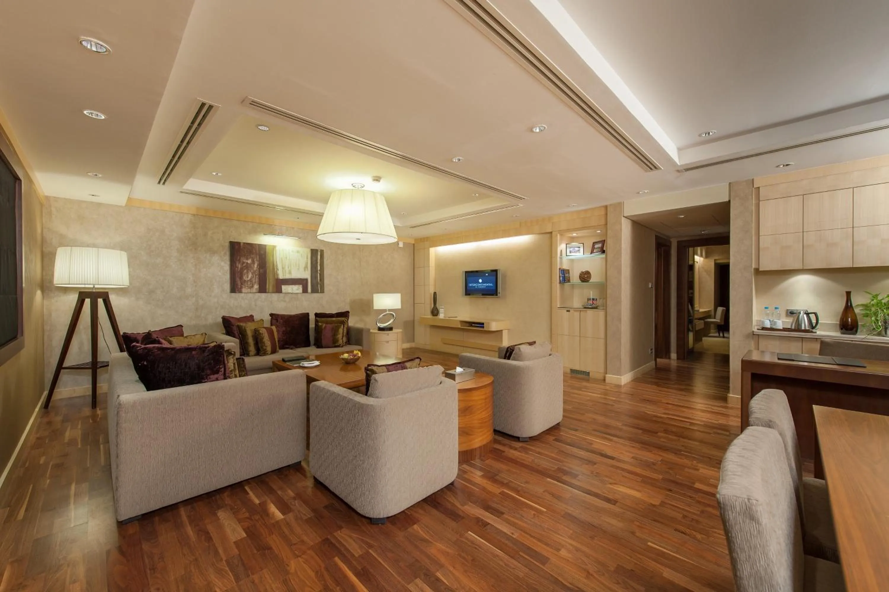 Photo of the whole room in InterContinental Al Khobar by IHG