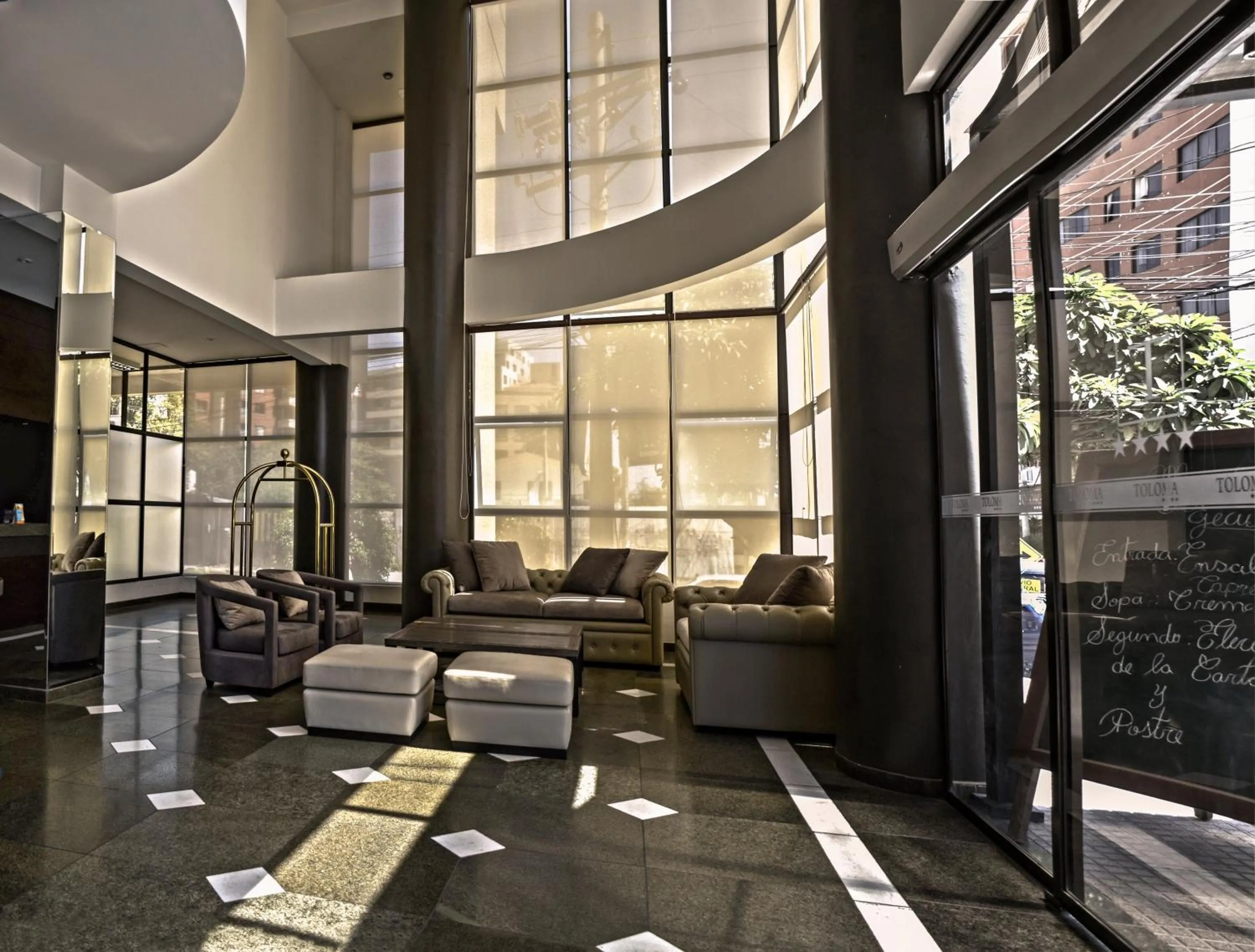 Living room in Gran Hotel Toloma