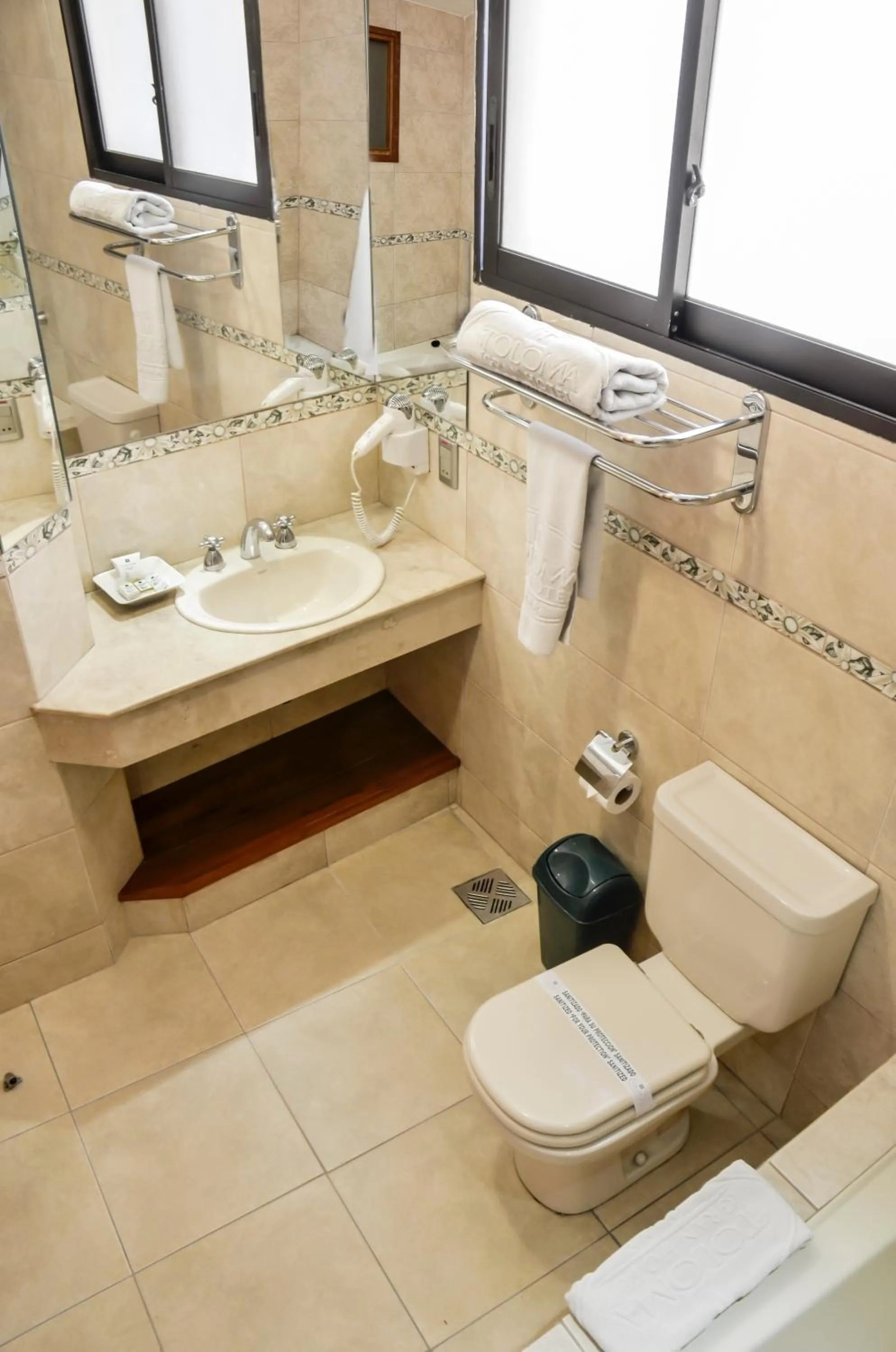 Toilet in Gran Hotel Toloma