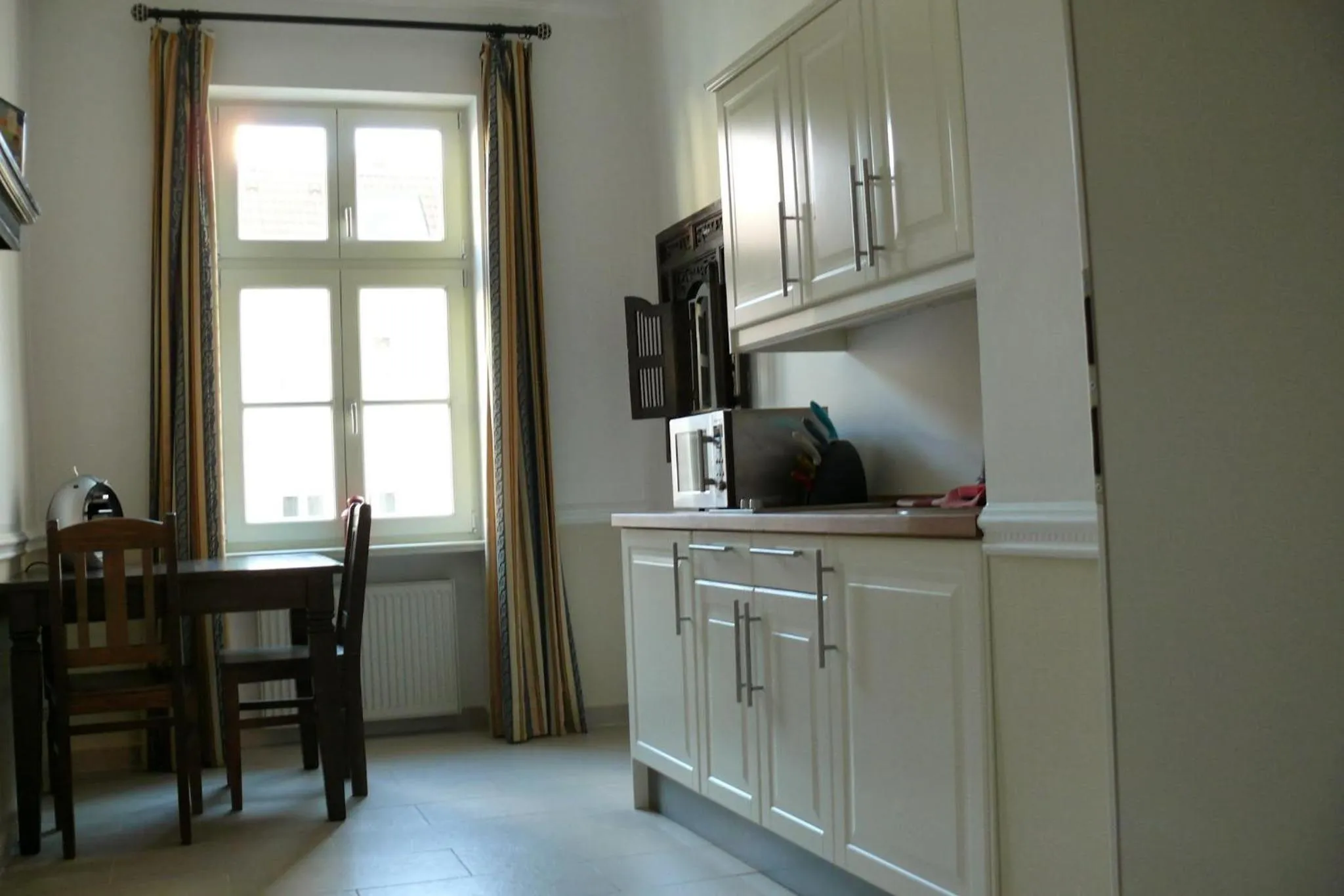 Kitchen or kitchenette in Honigmond Boutique Hotel