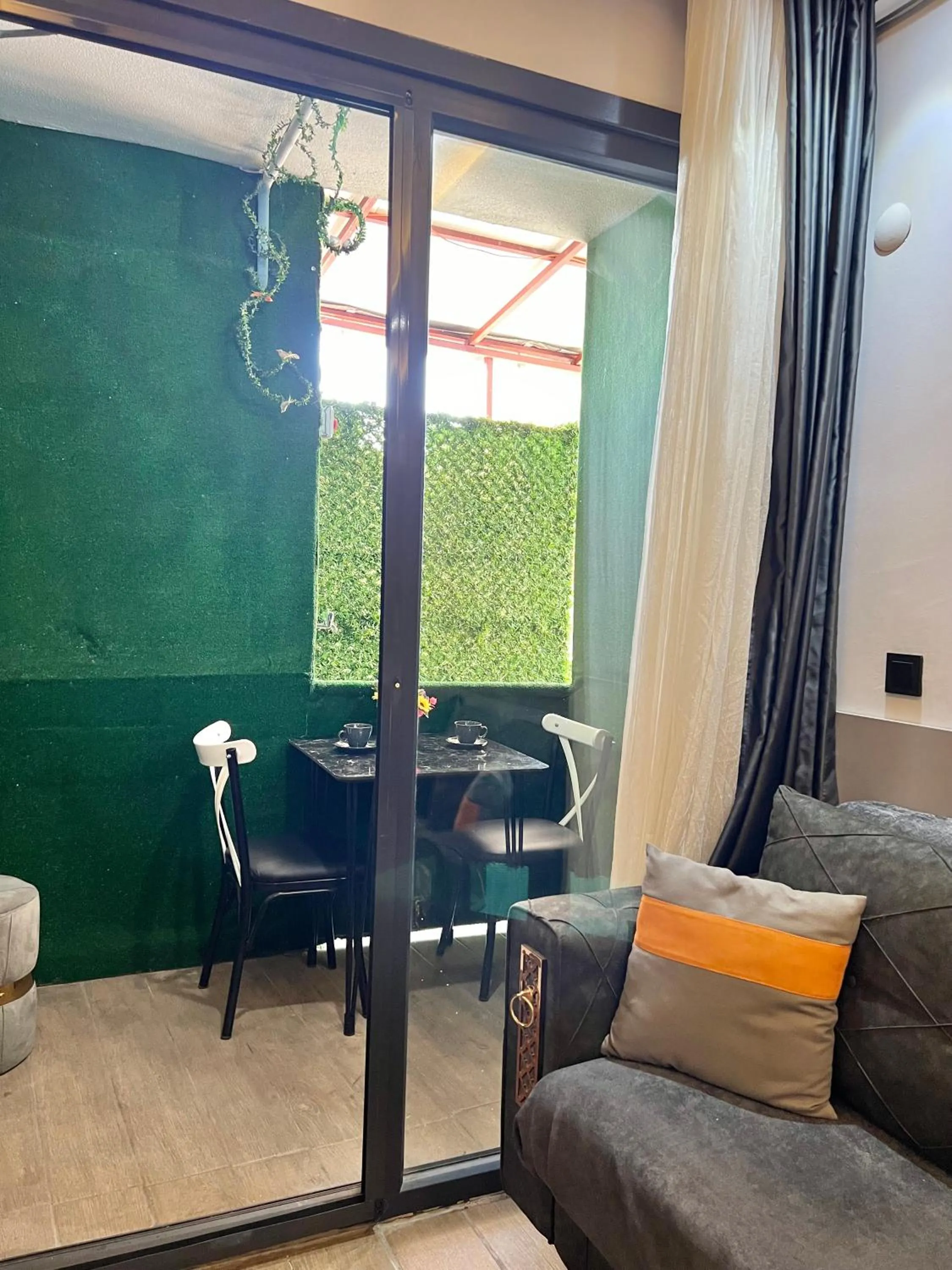 Taksim Larissa hotel suites