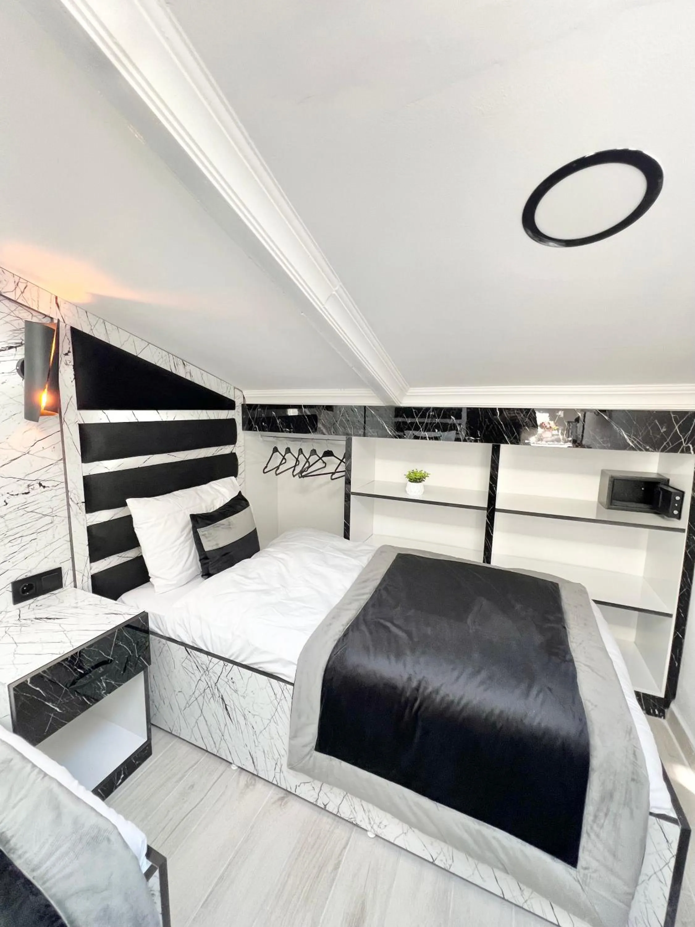 Bed in Taksim Larissa hotel suites