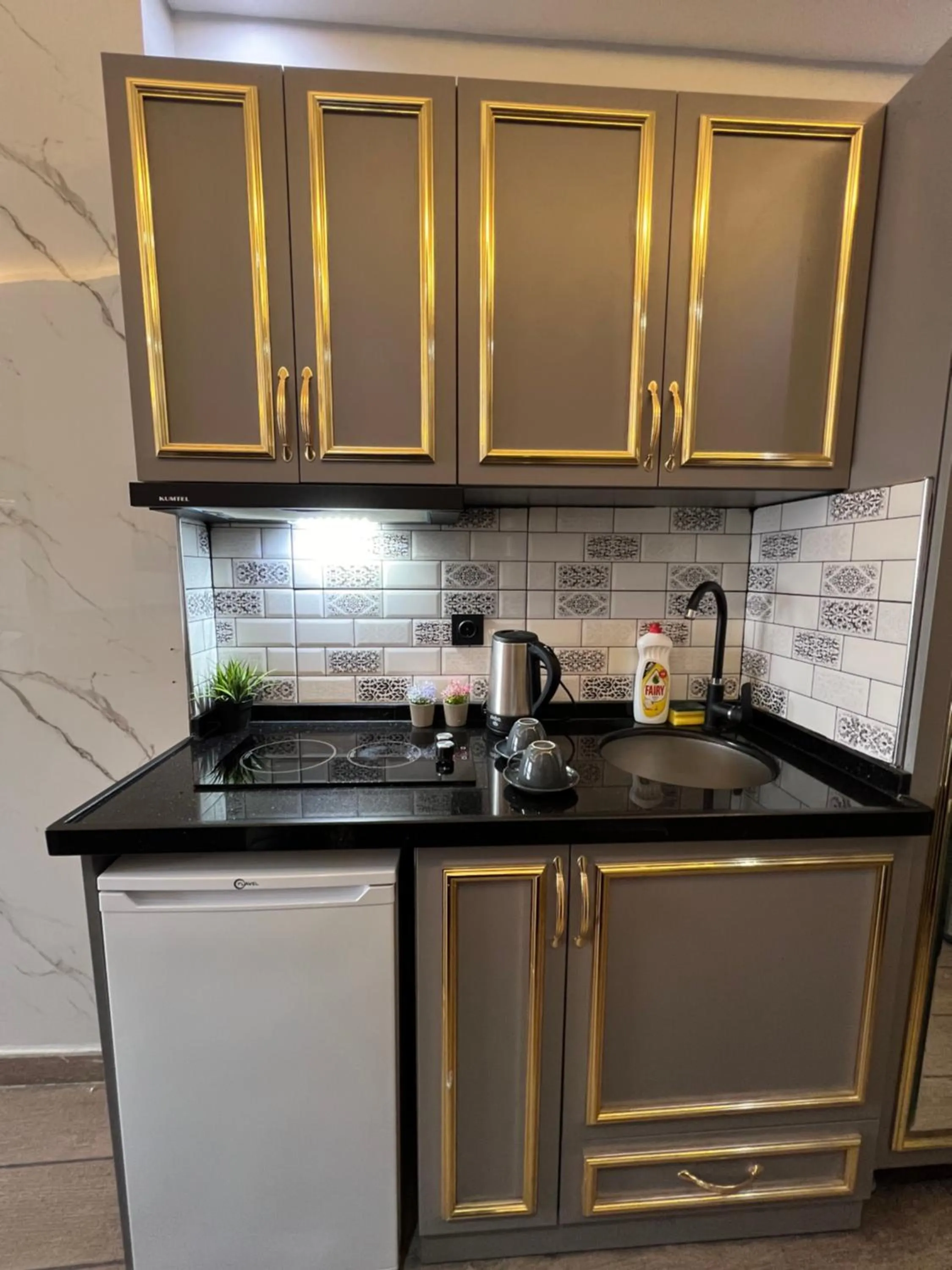 Taksim Larissa hotel suites