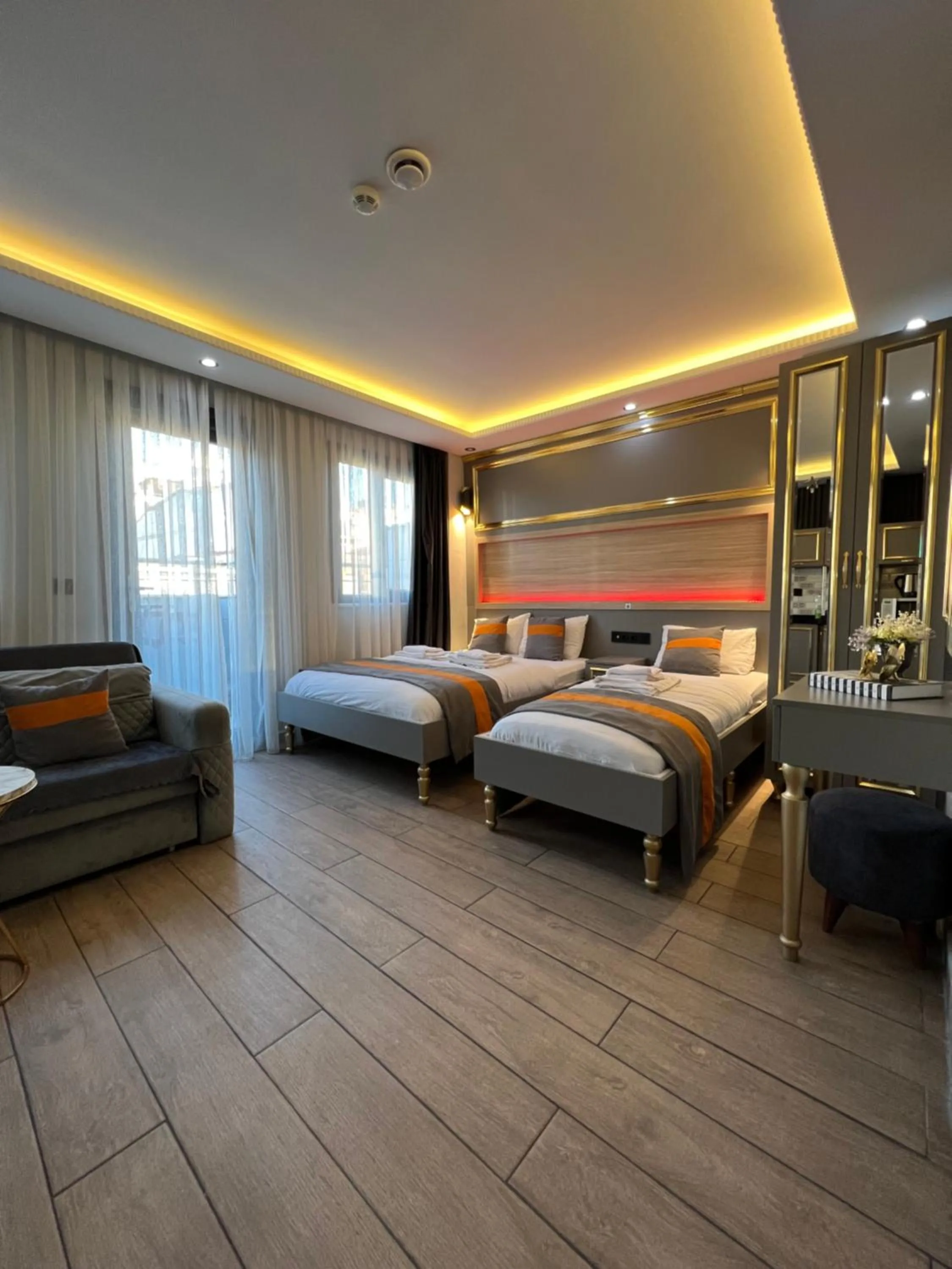 Bed in Taksim Larissa hotel suites