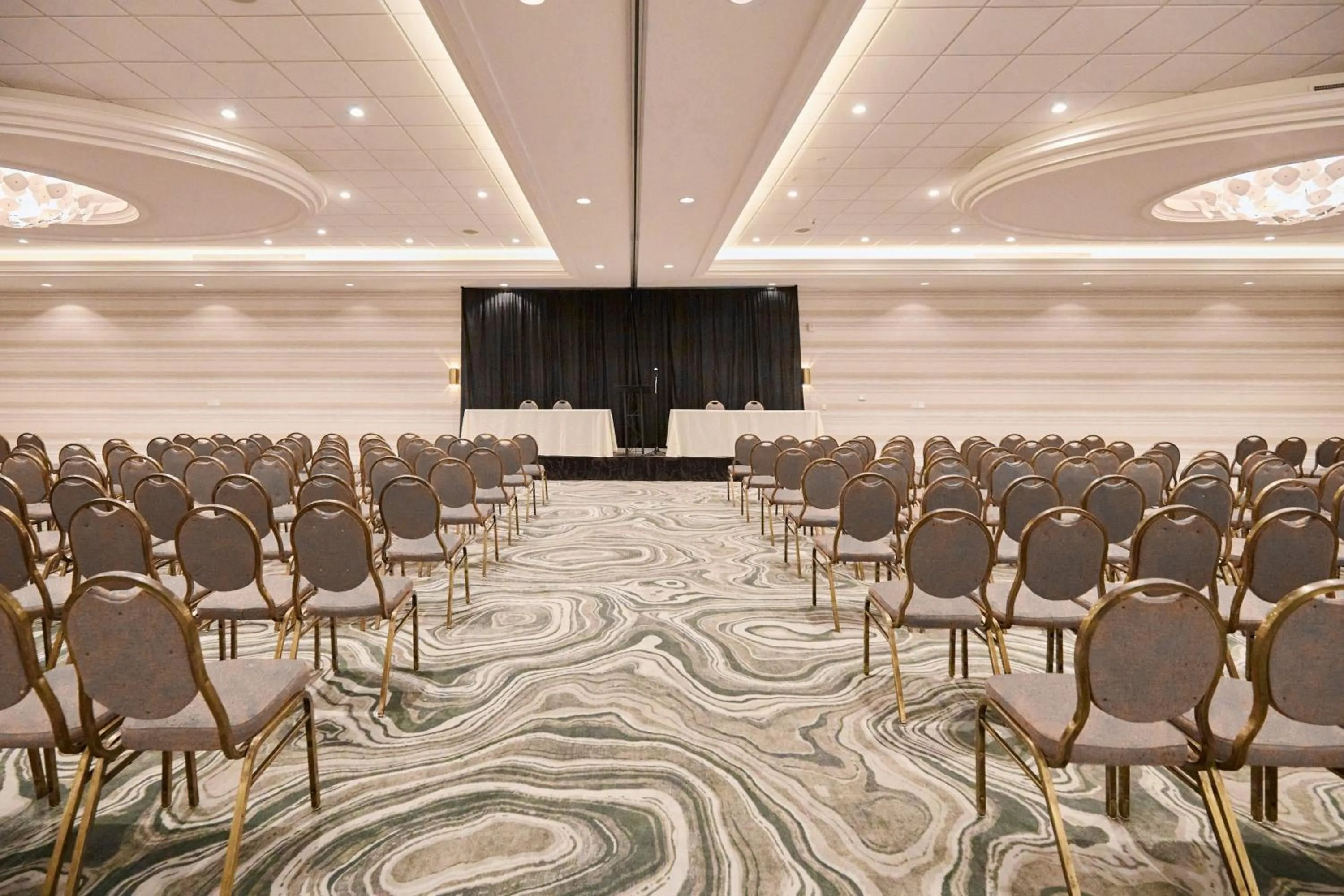 Meeting/conference room in Holiday Inn Hotel & Suites St.Catharines-Niagara by IHG