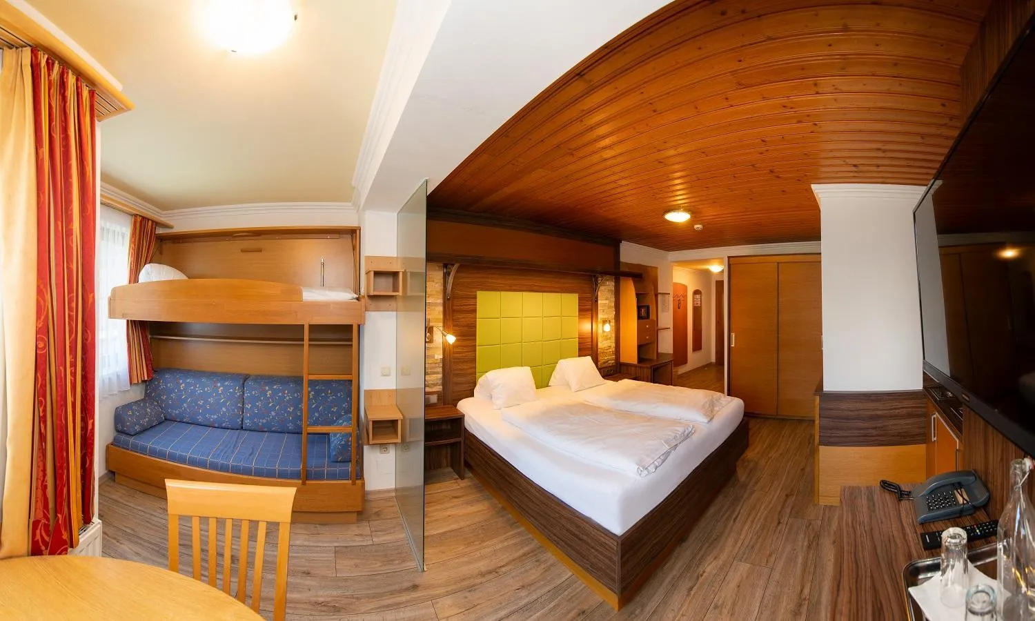 Bed in Hotel-Pension Egger