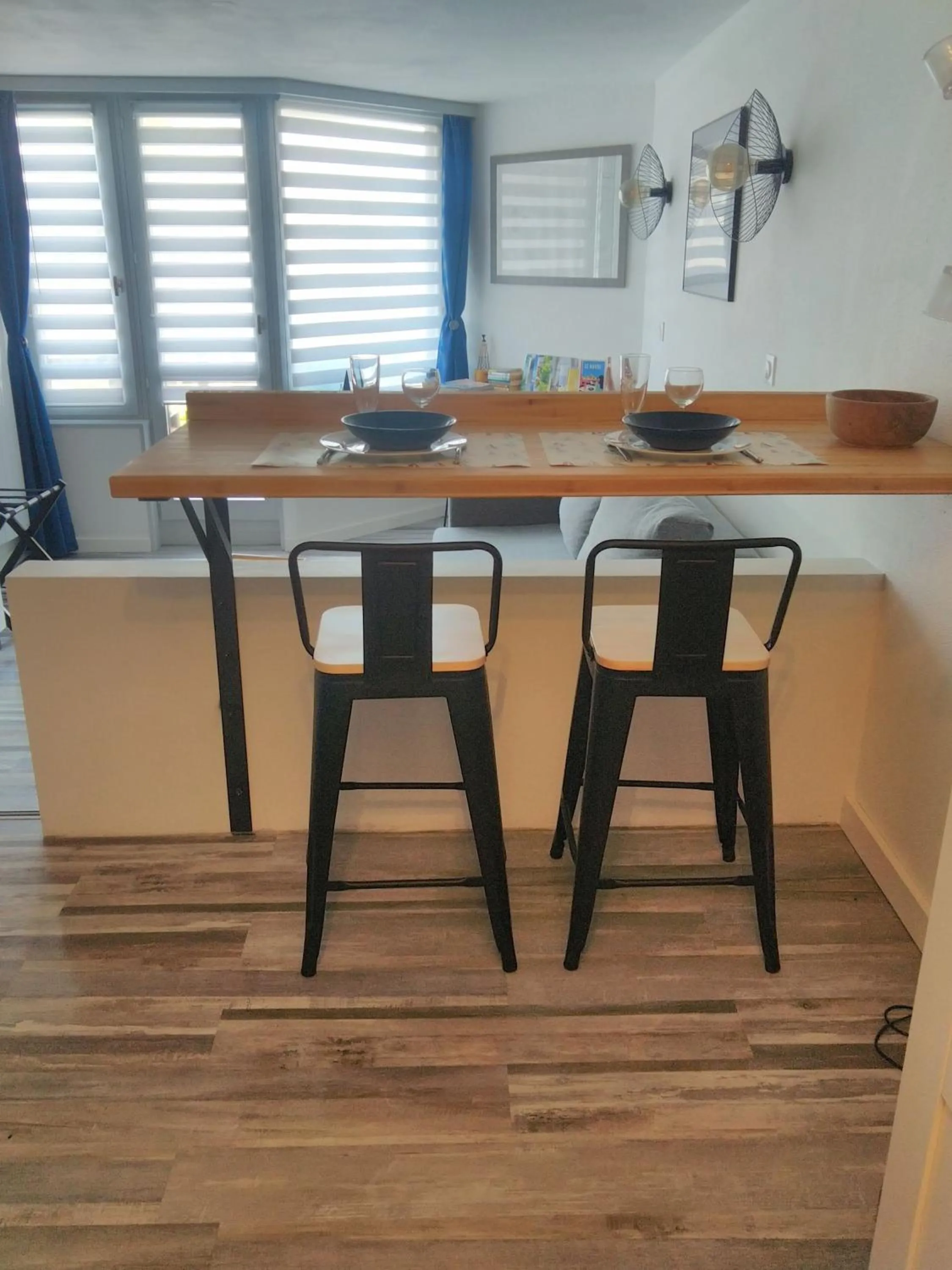 Dining area in Studio Deauville-Les Marinas,vue mer et bassin