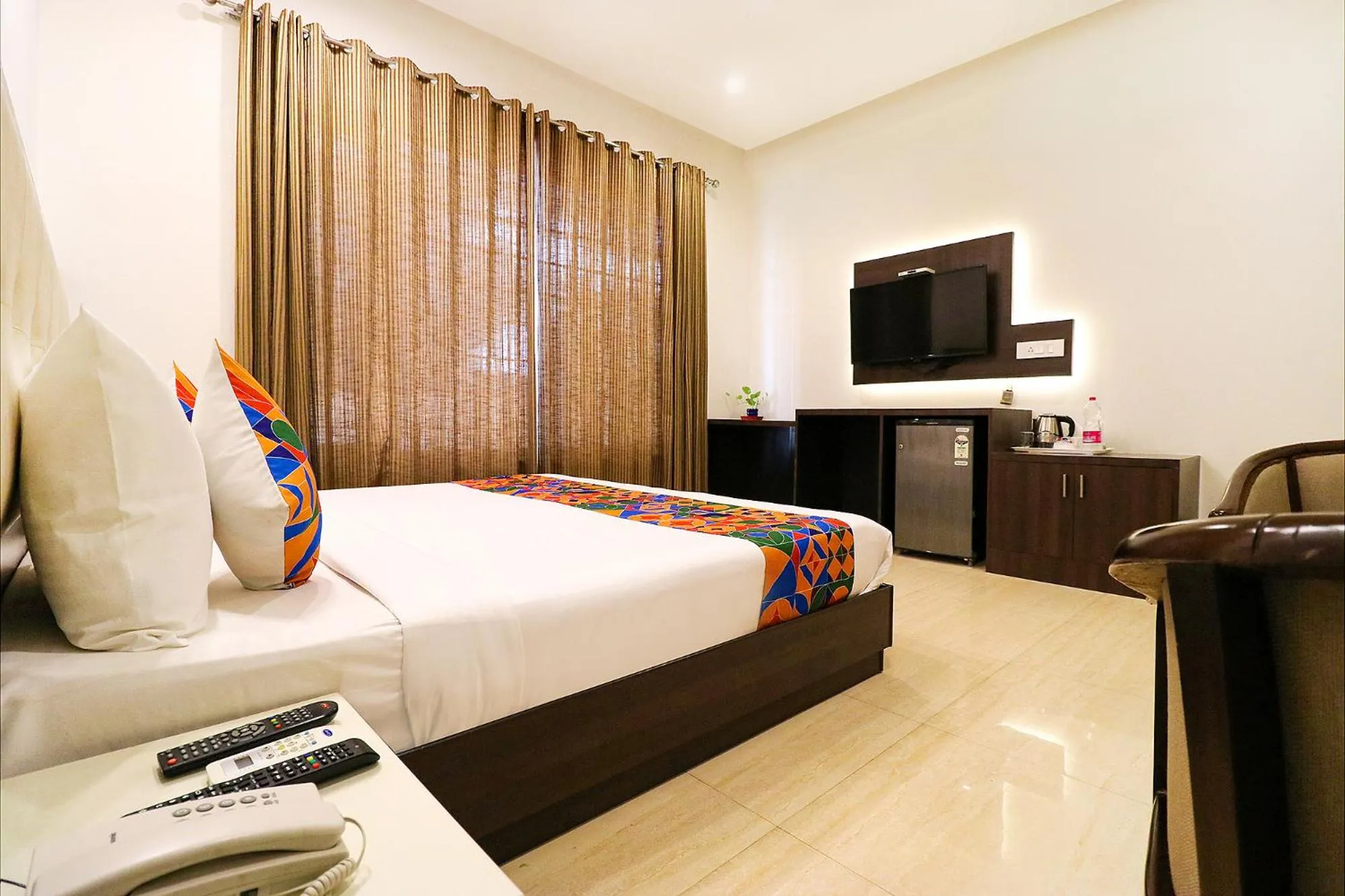 Bedroom, Bed in FabHotel Oyster Villa