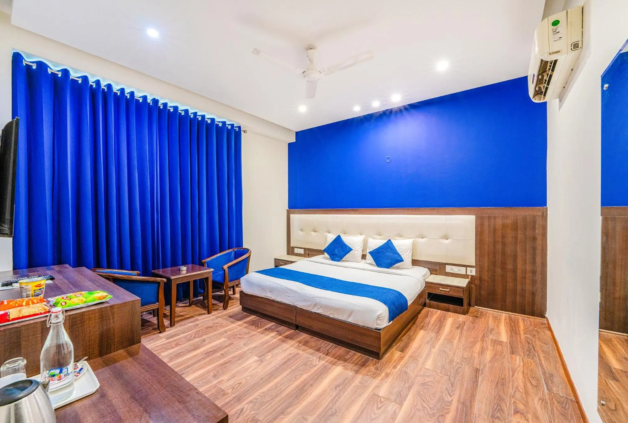 Bed in FabHotel Oyster Villa