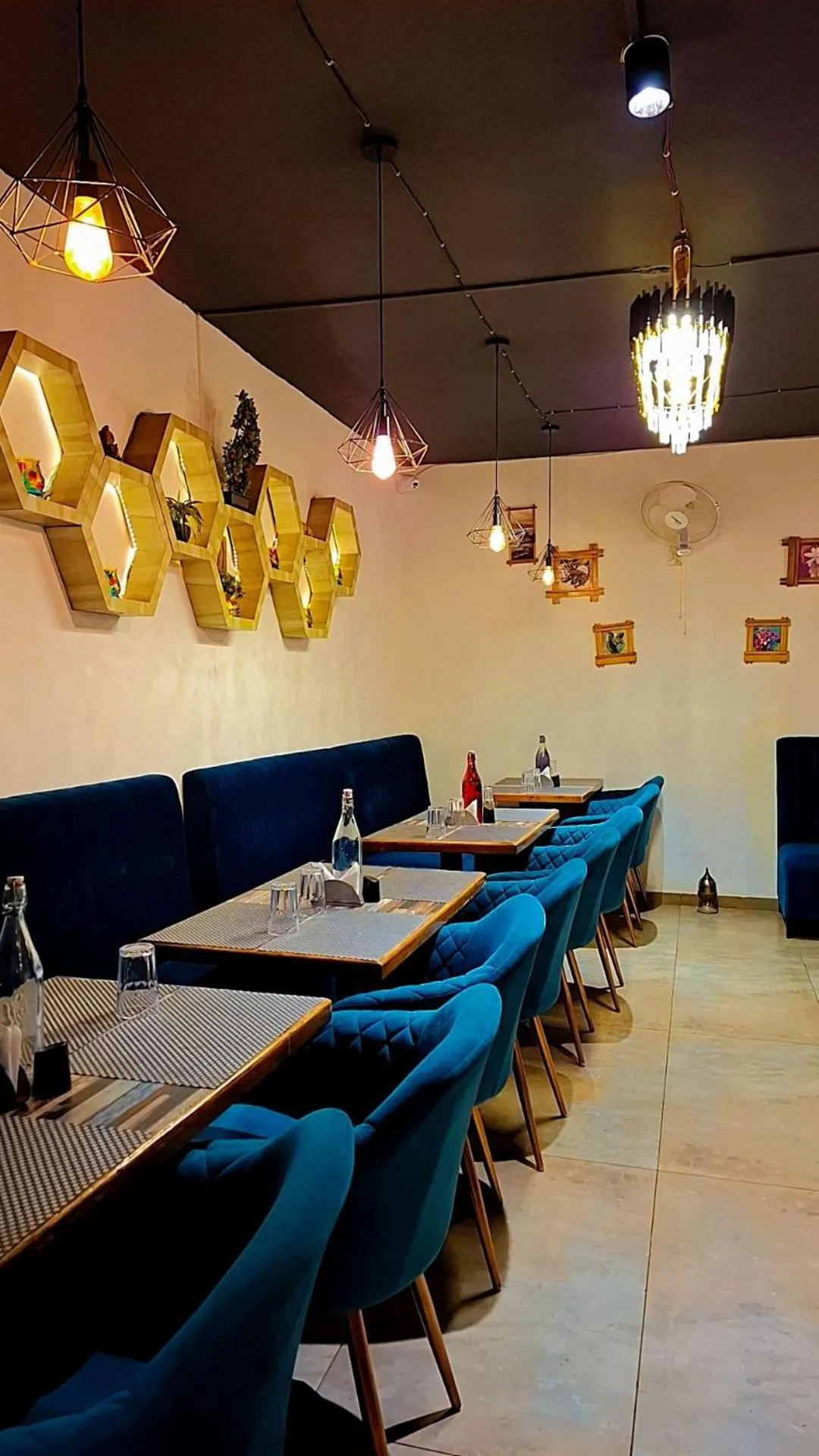 Restaurant/places to eat in Mountain Breeze Resort, Mahabaleshwar