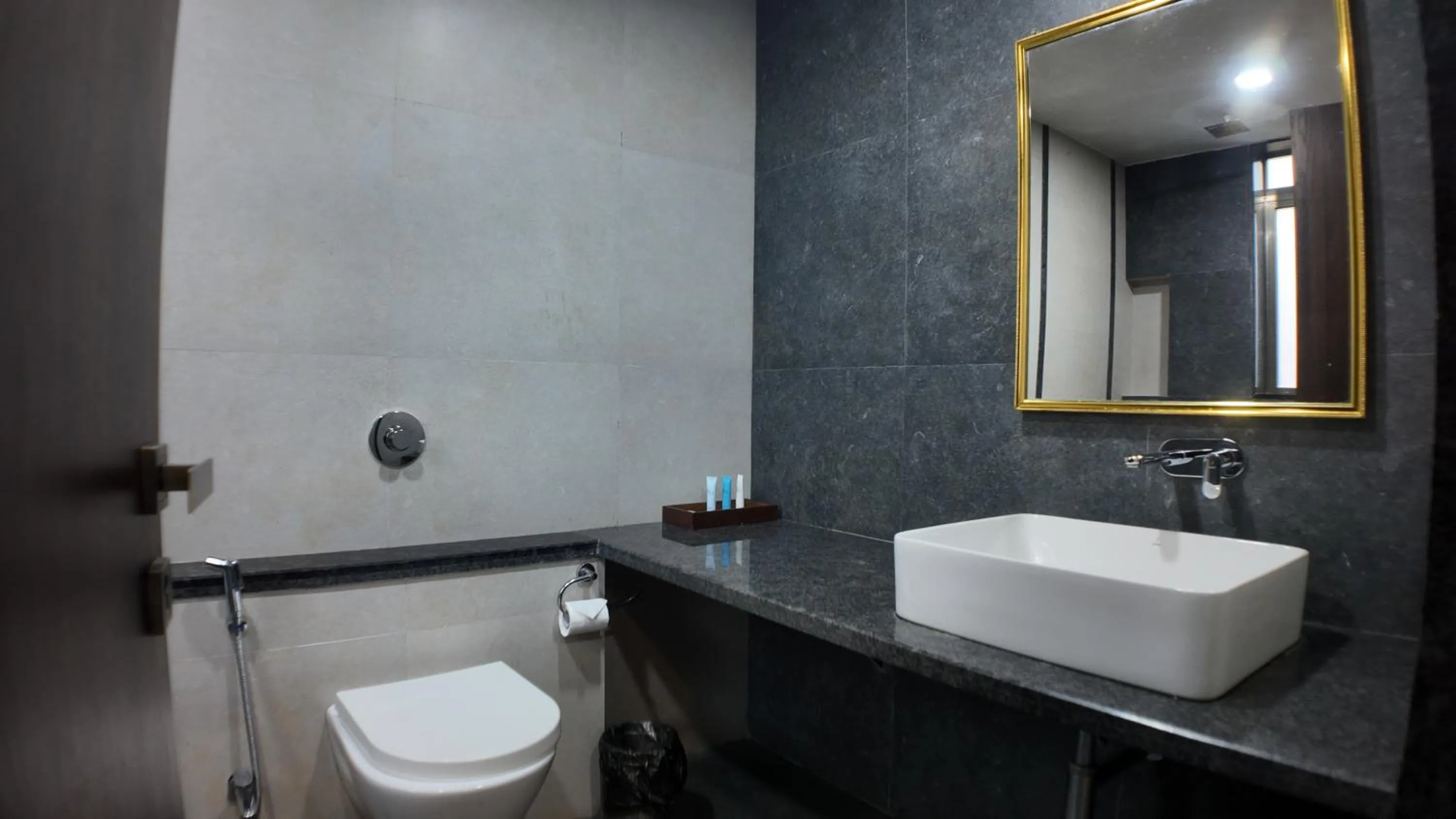 Bathroom in Mountain Breeze Resort, Mahabaleshwar