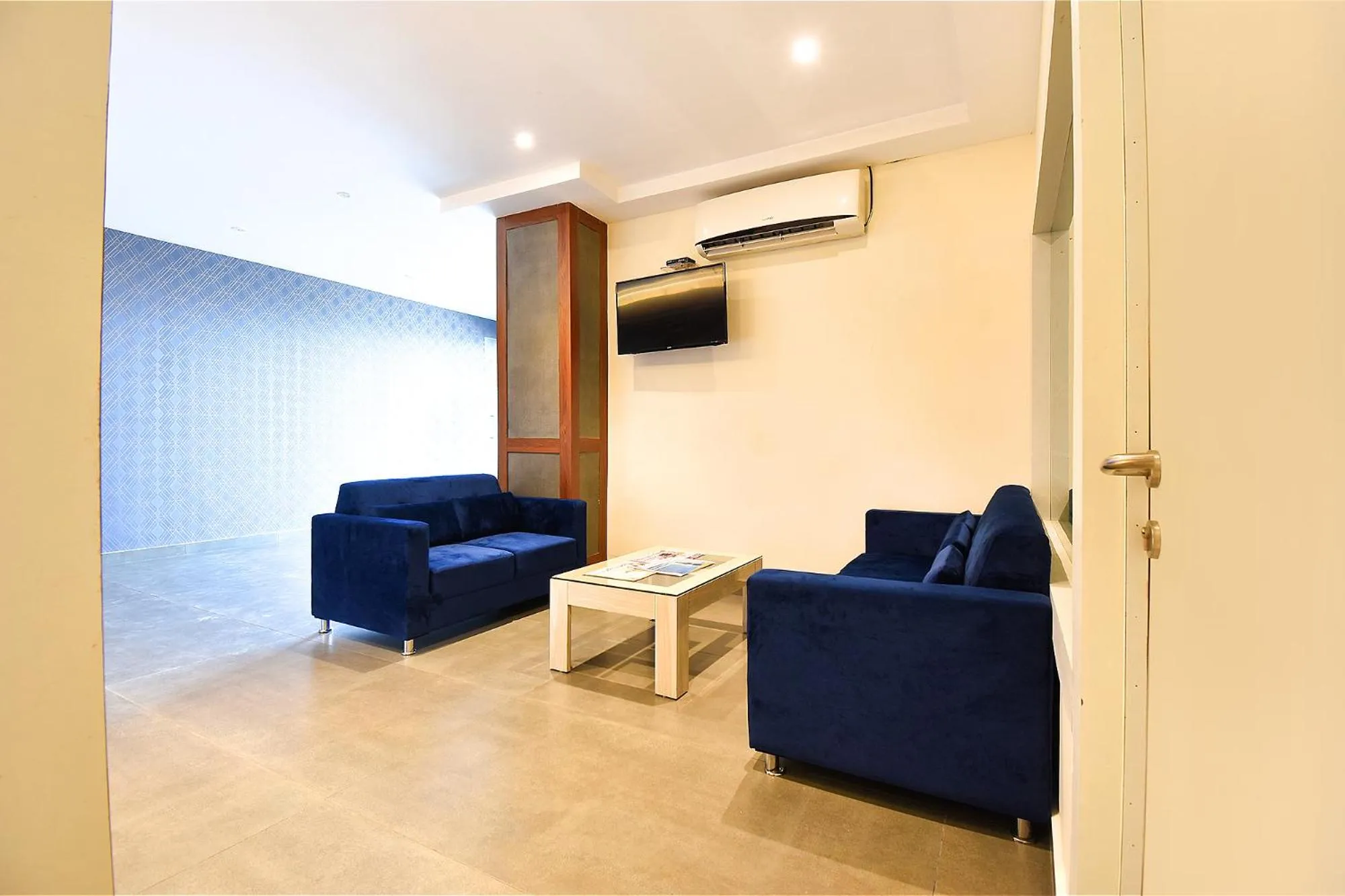 Seating area in FabHotel High Rise - Marathalli