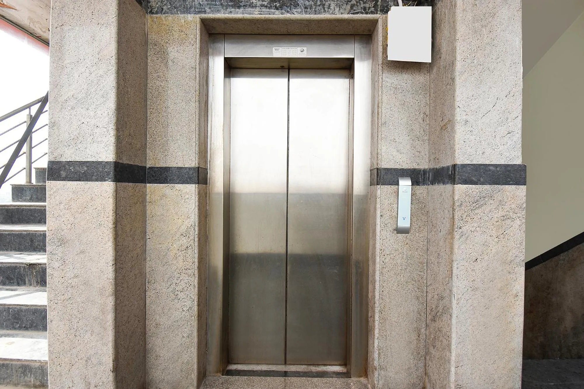 Lobby or reception in FabHotel High Rise - Marathalli