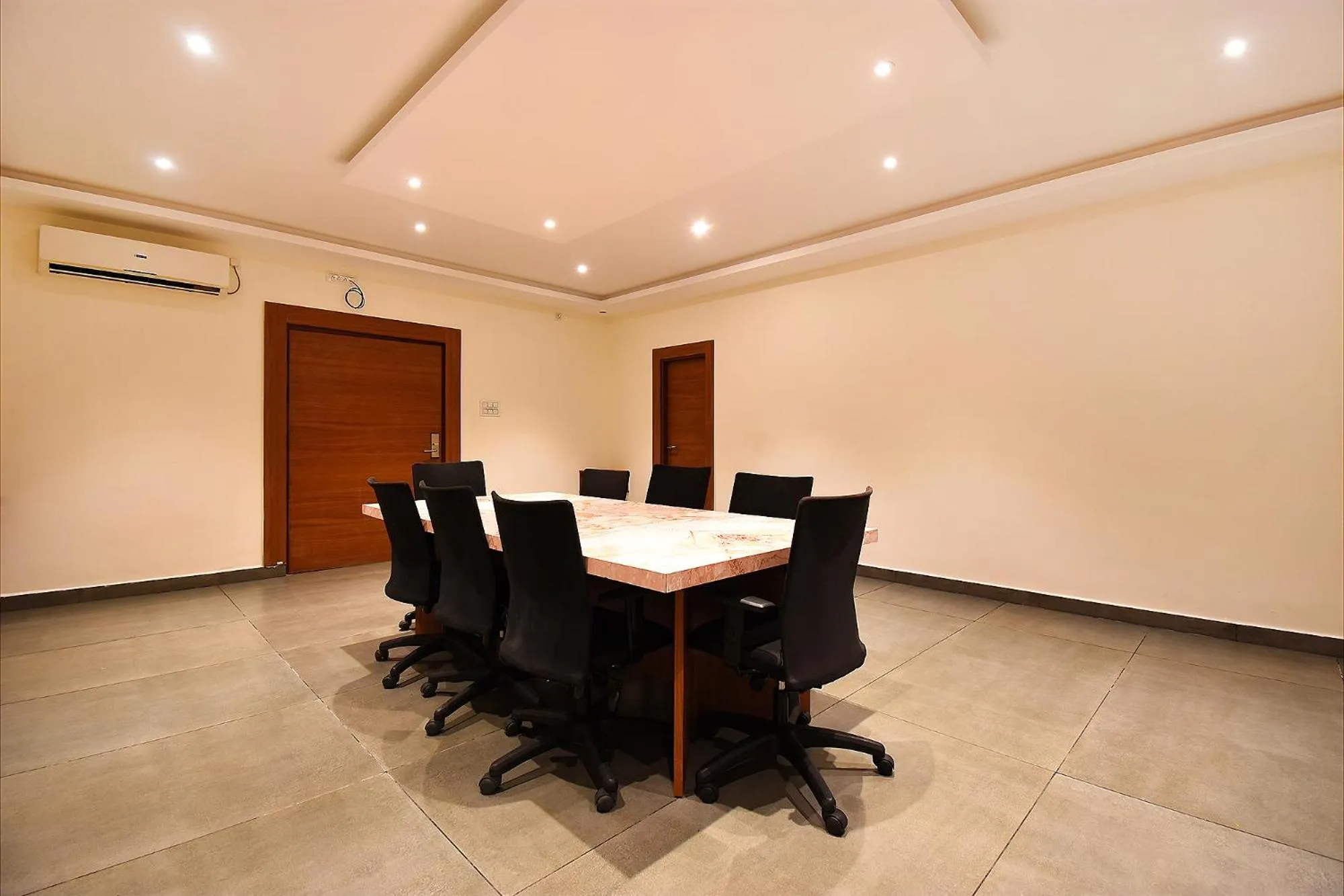 Meeting/conference room in FabHotel High Rise - Marathalli