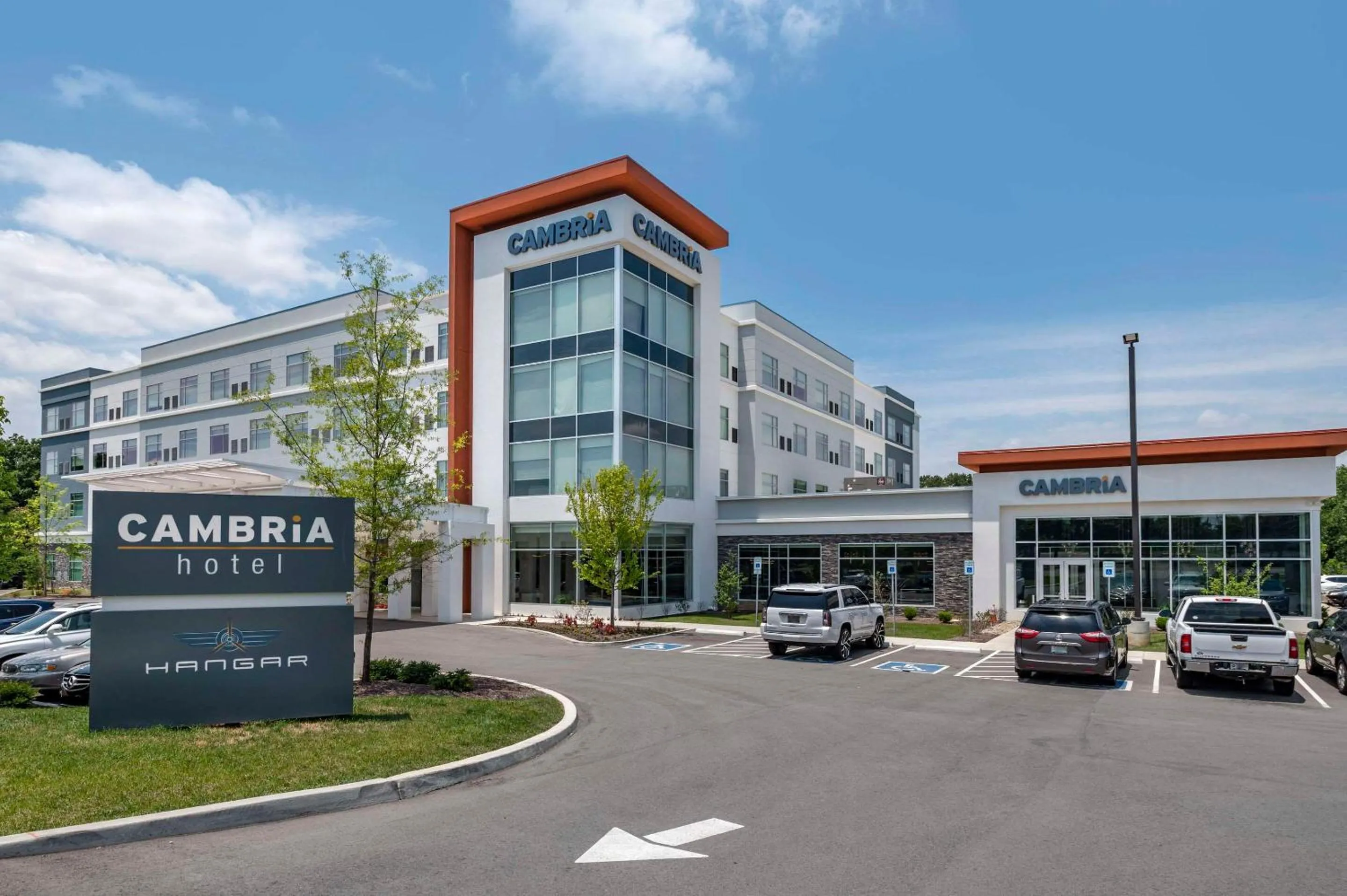 Property building in Cambria Hotel Nashville Airport