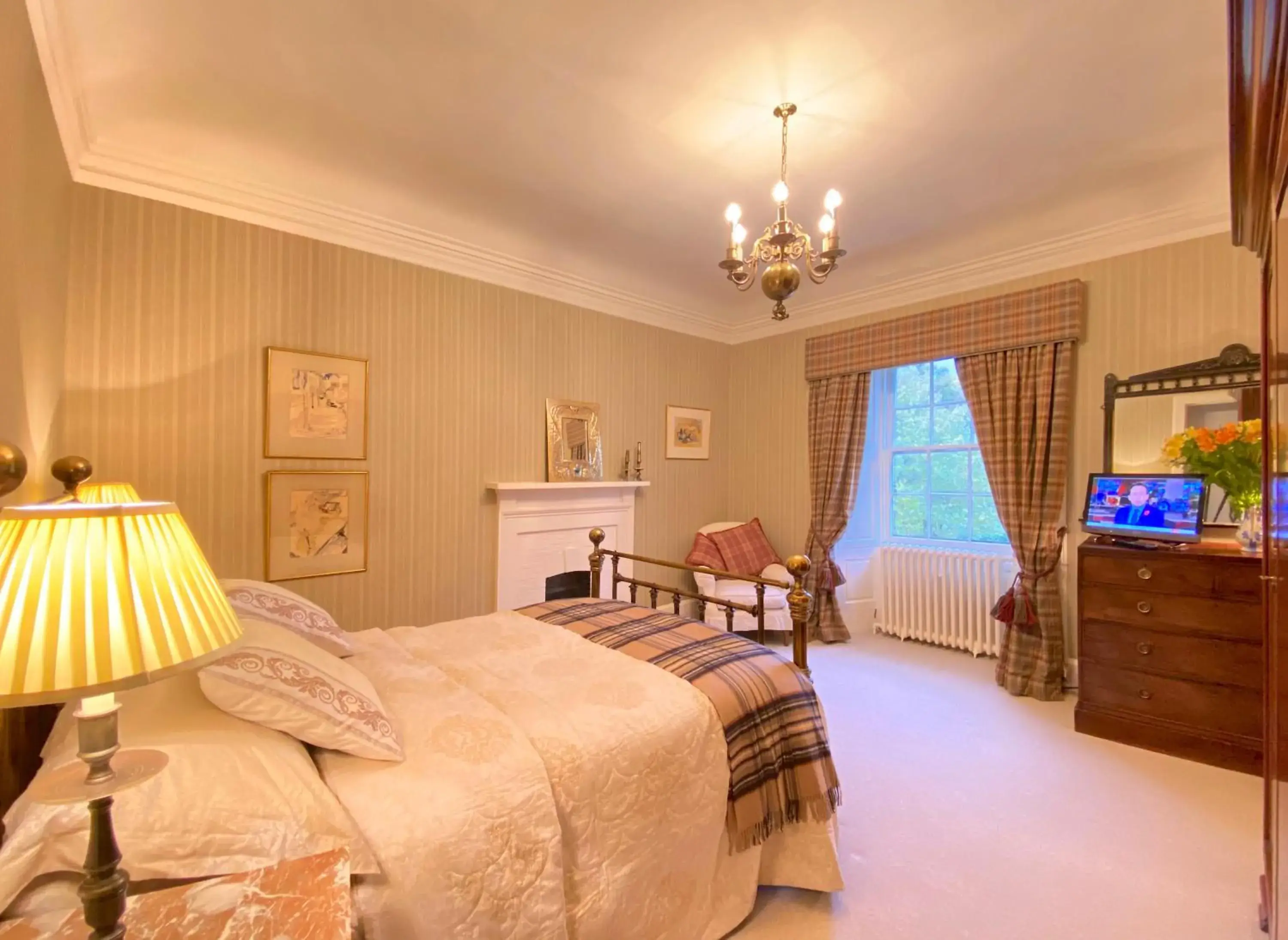 Double Room with Garden View in Park of Drumquhassle Double Room with Garden View in Park of Drumquhassle