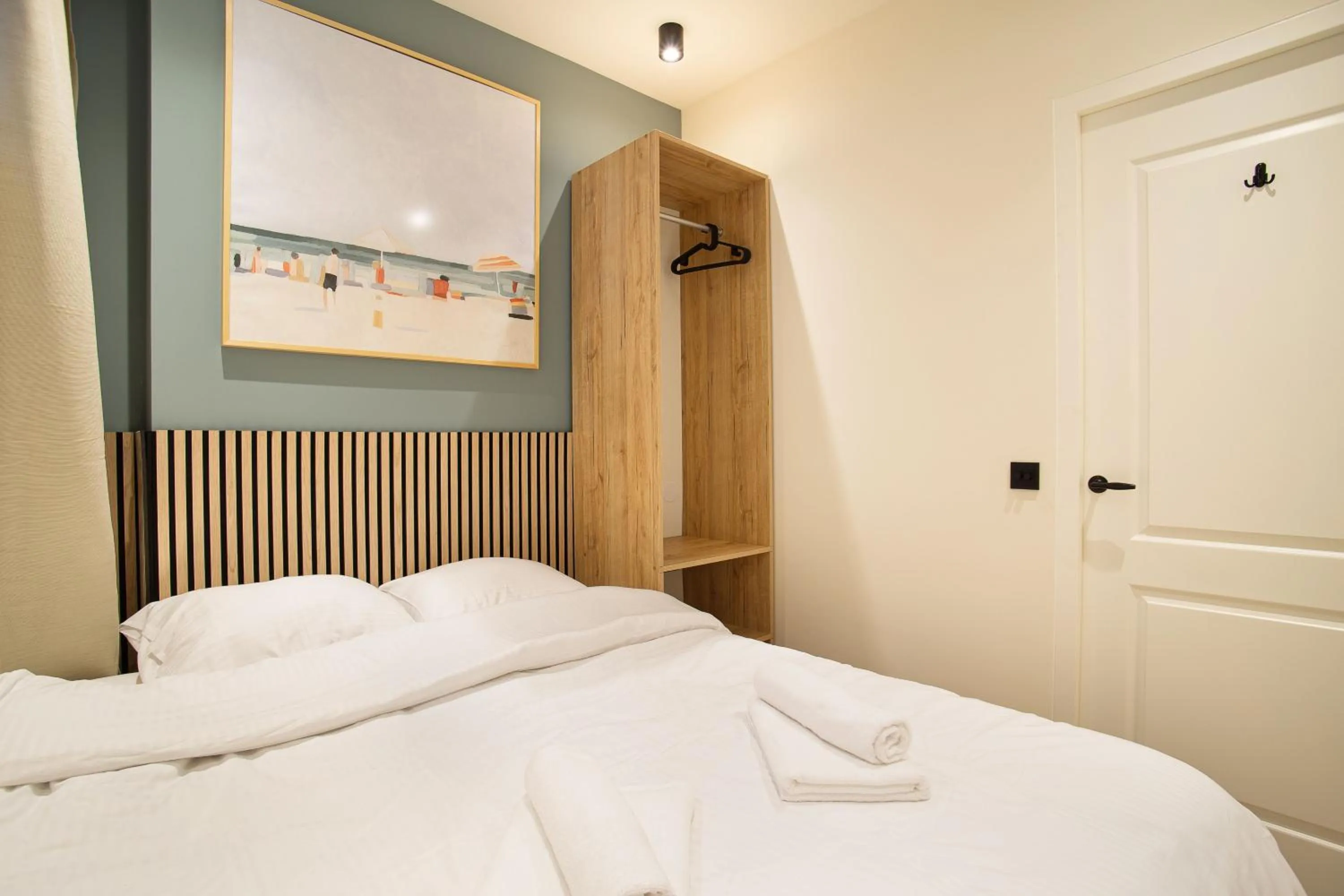 Bed in Four Star Apartments - Keizerstraat