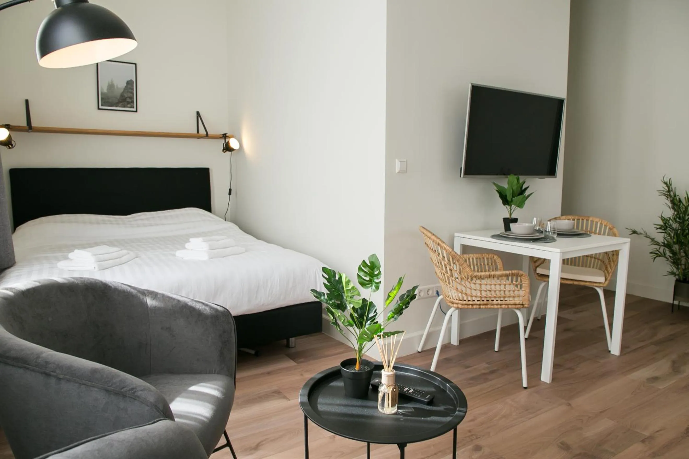 Bed in Four Star Apartments - Keizerstraat