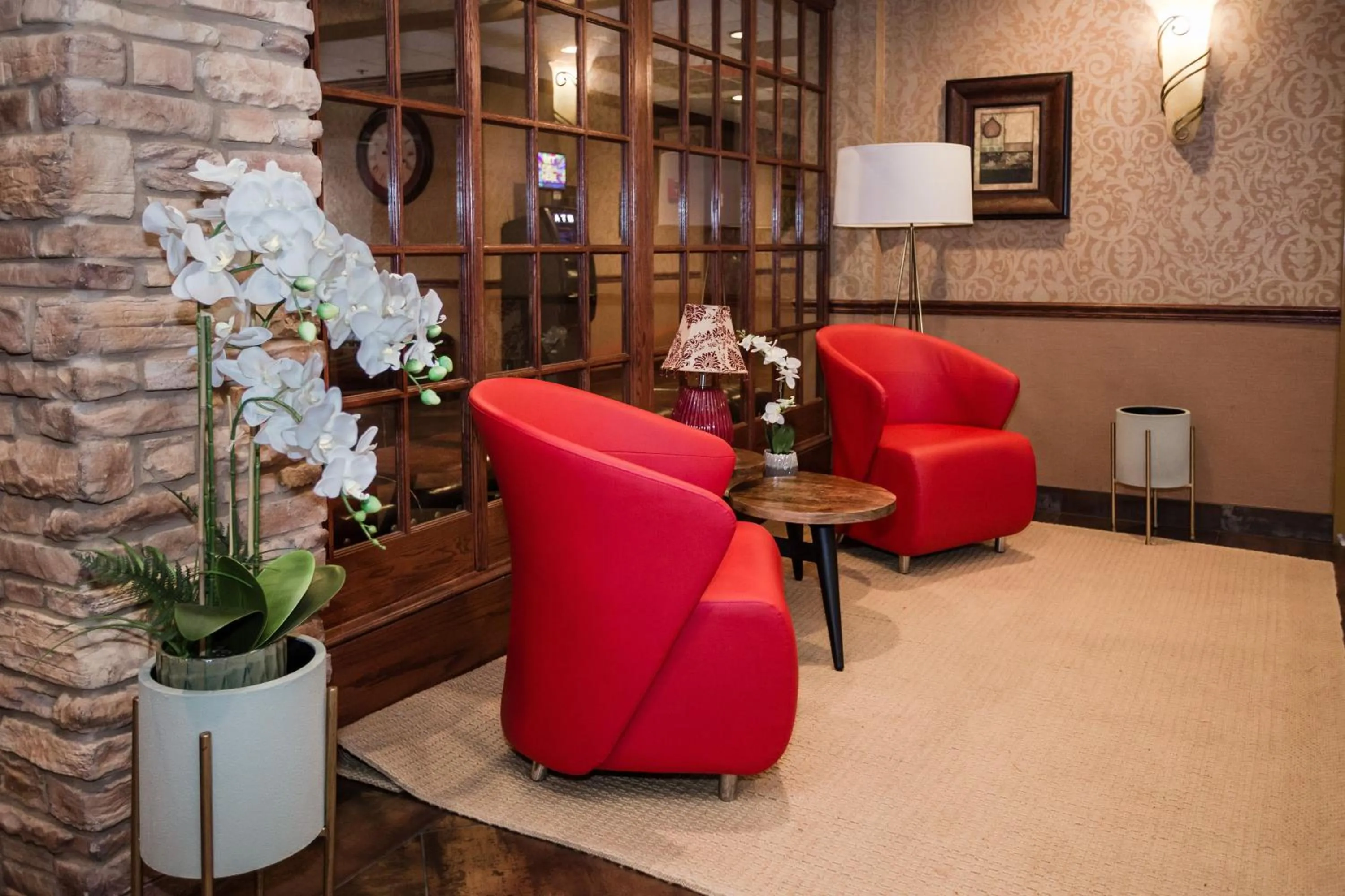 Lobby or reception in Ramada by Wyndham Plymouth Hotel & Conference Center