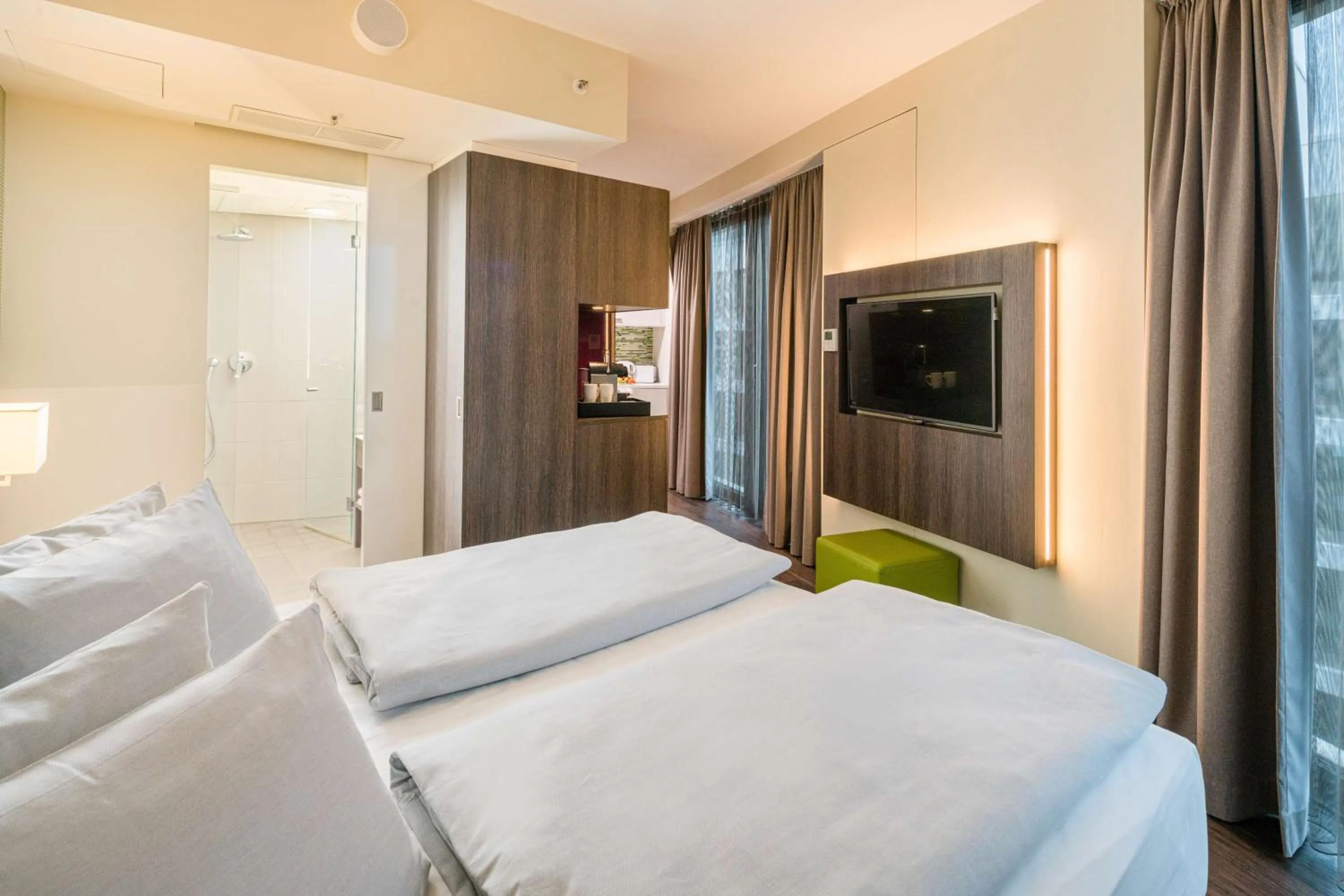 Bedroom, Bed in Best Western Hotel Airport Frankfurt