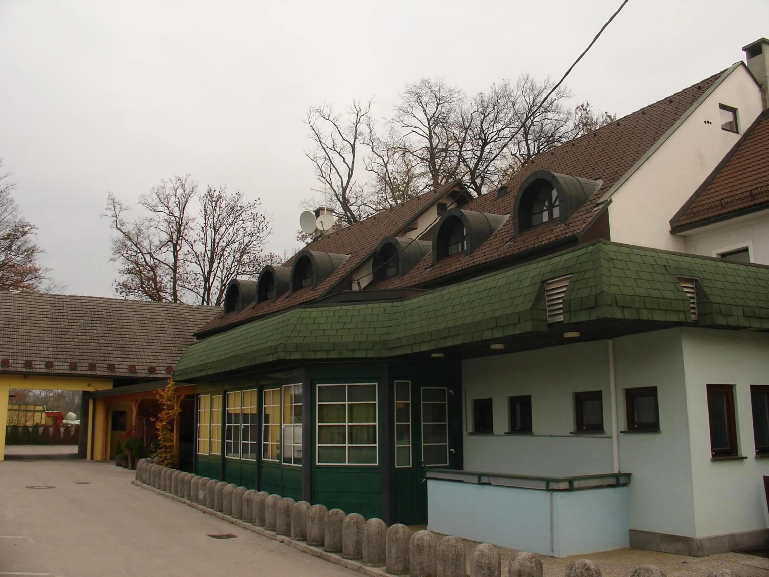 Facade/entrance in B&B Janežič