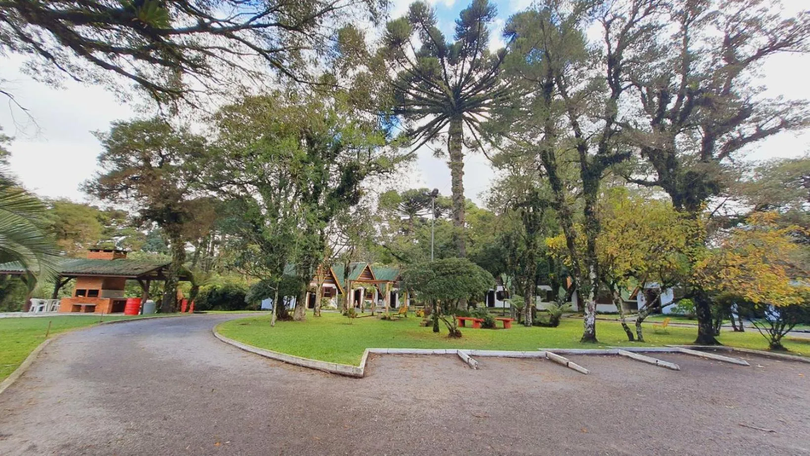 Villa Chalés Gramado - OH HOTÉIS