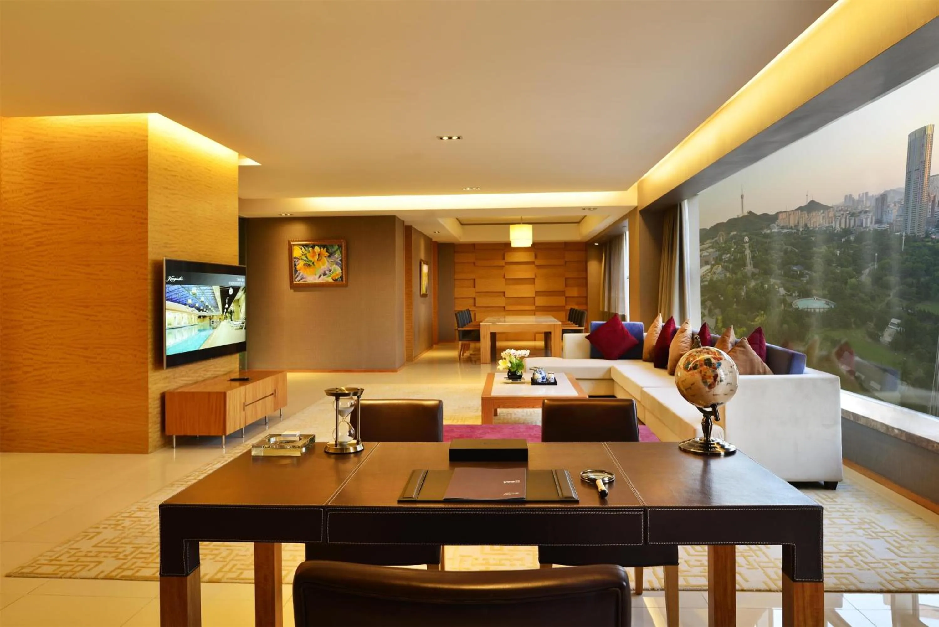 Photo of the whole room, Bed in Kempinski Hotel Dalian