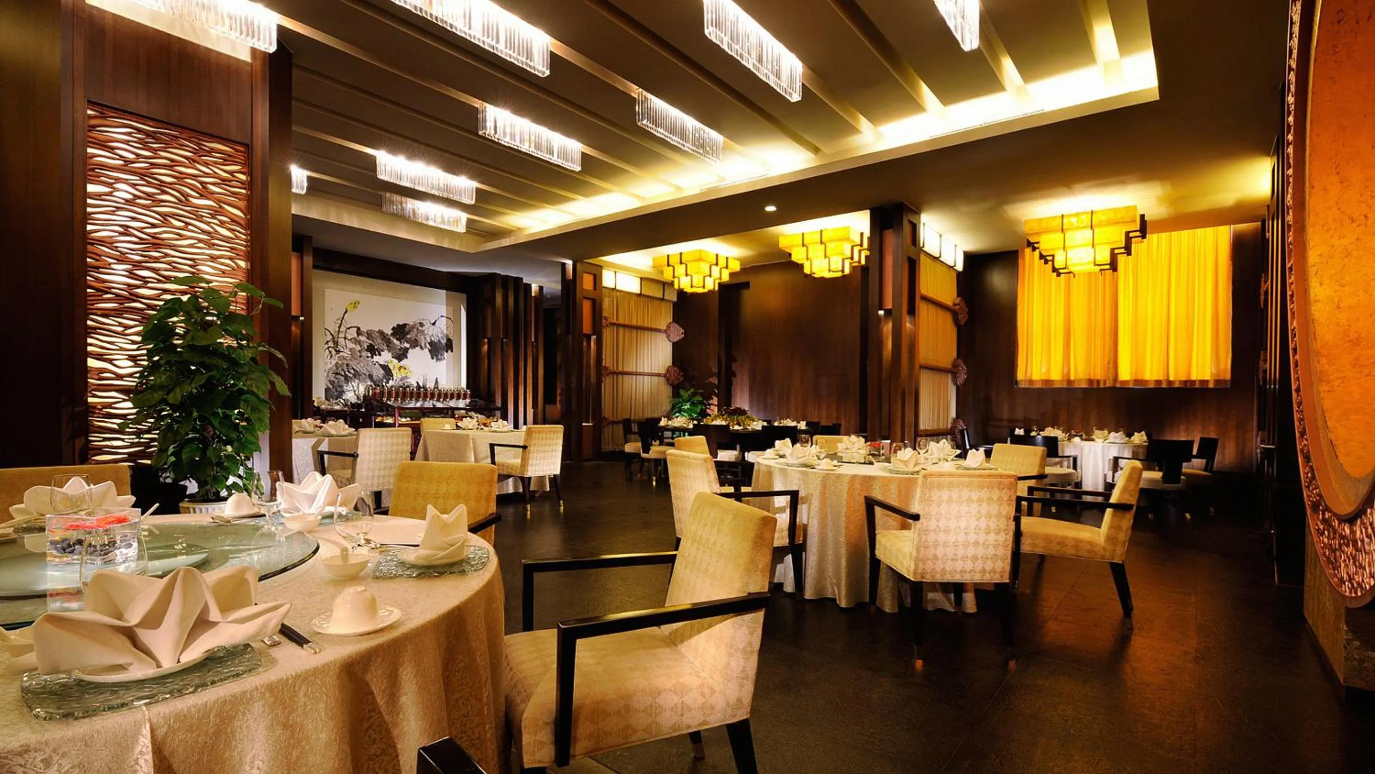 Restaurant/places to eat in Kempinski Hotel Dalian
