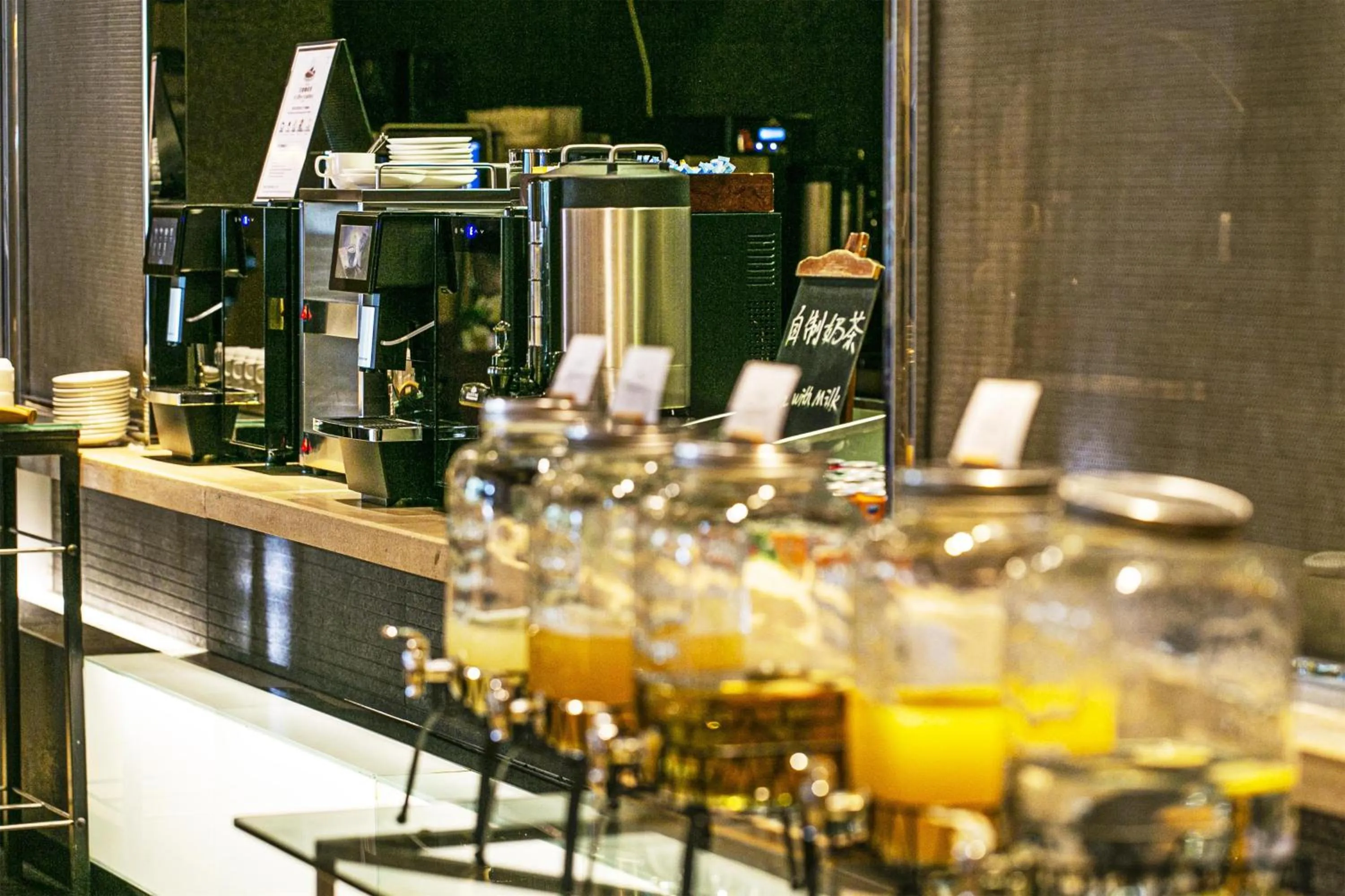 Restaurant/places to eat in Kempinski Hotel Dalian