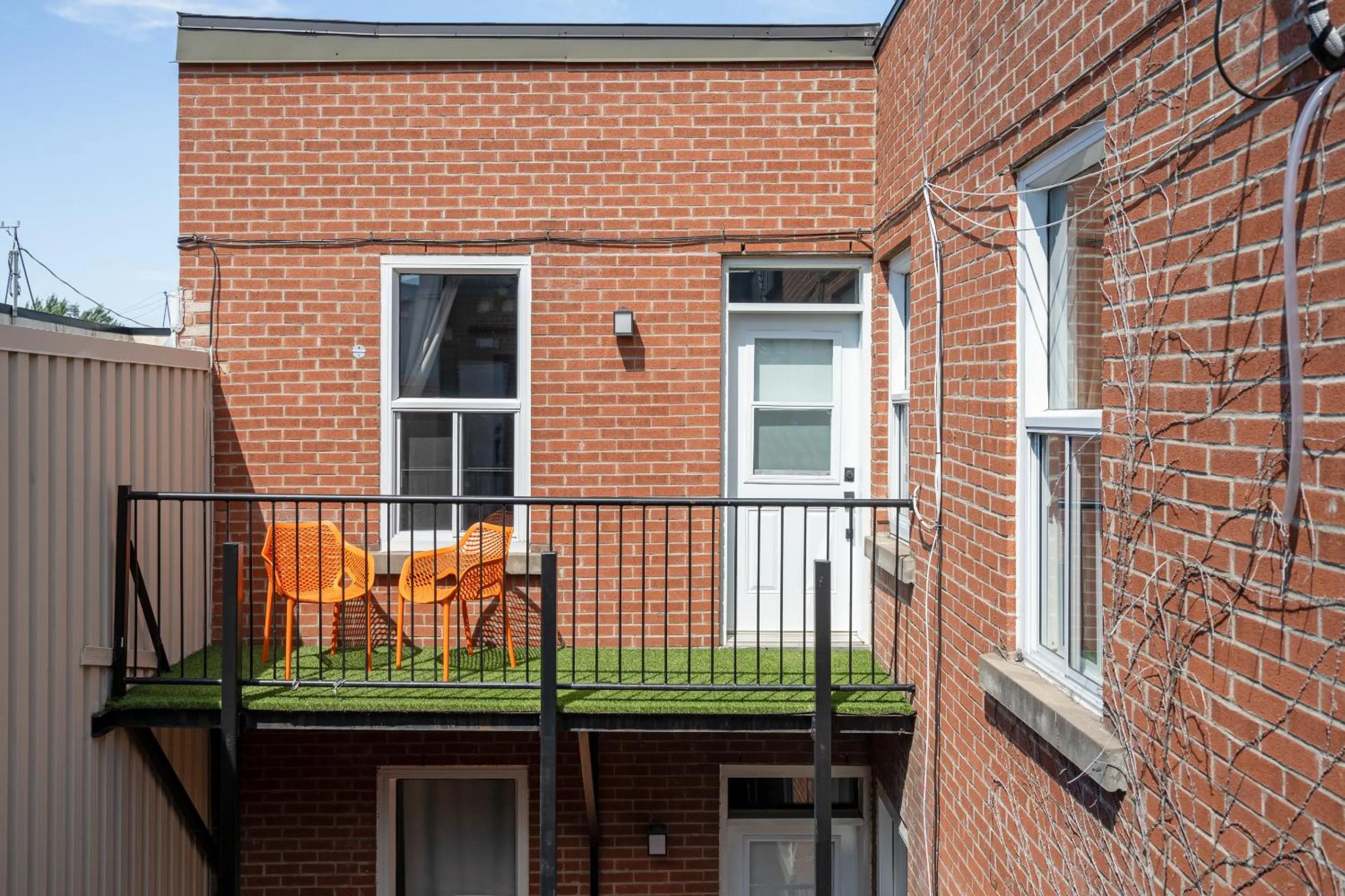Balcony/Terrace in François-Denis Apartments