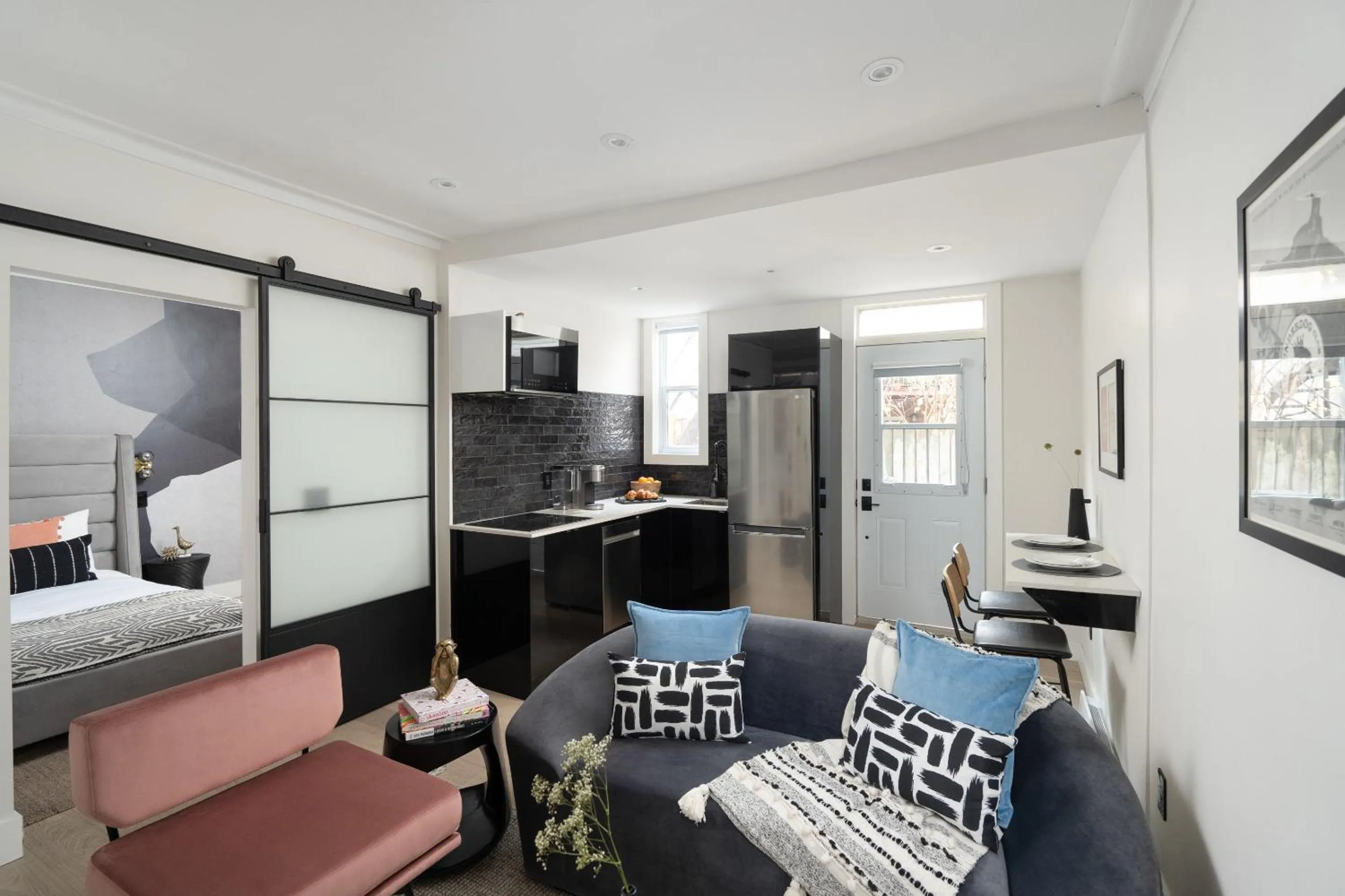 Living room, Bed in François-Denis Apartments