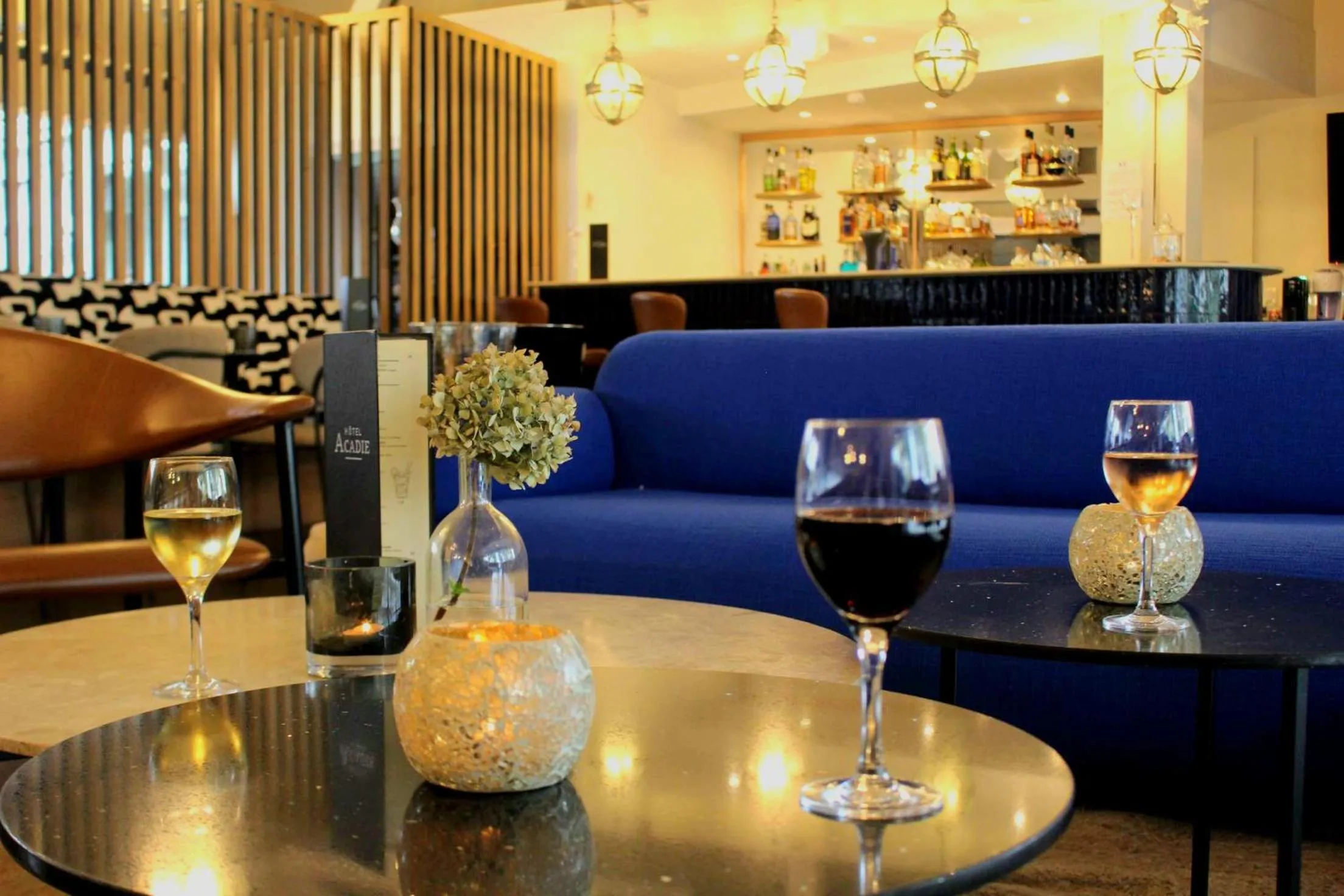 Lounge or bar in Best Western Hotel Acadie Paris Nord Villepinte