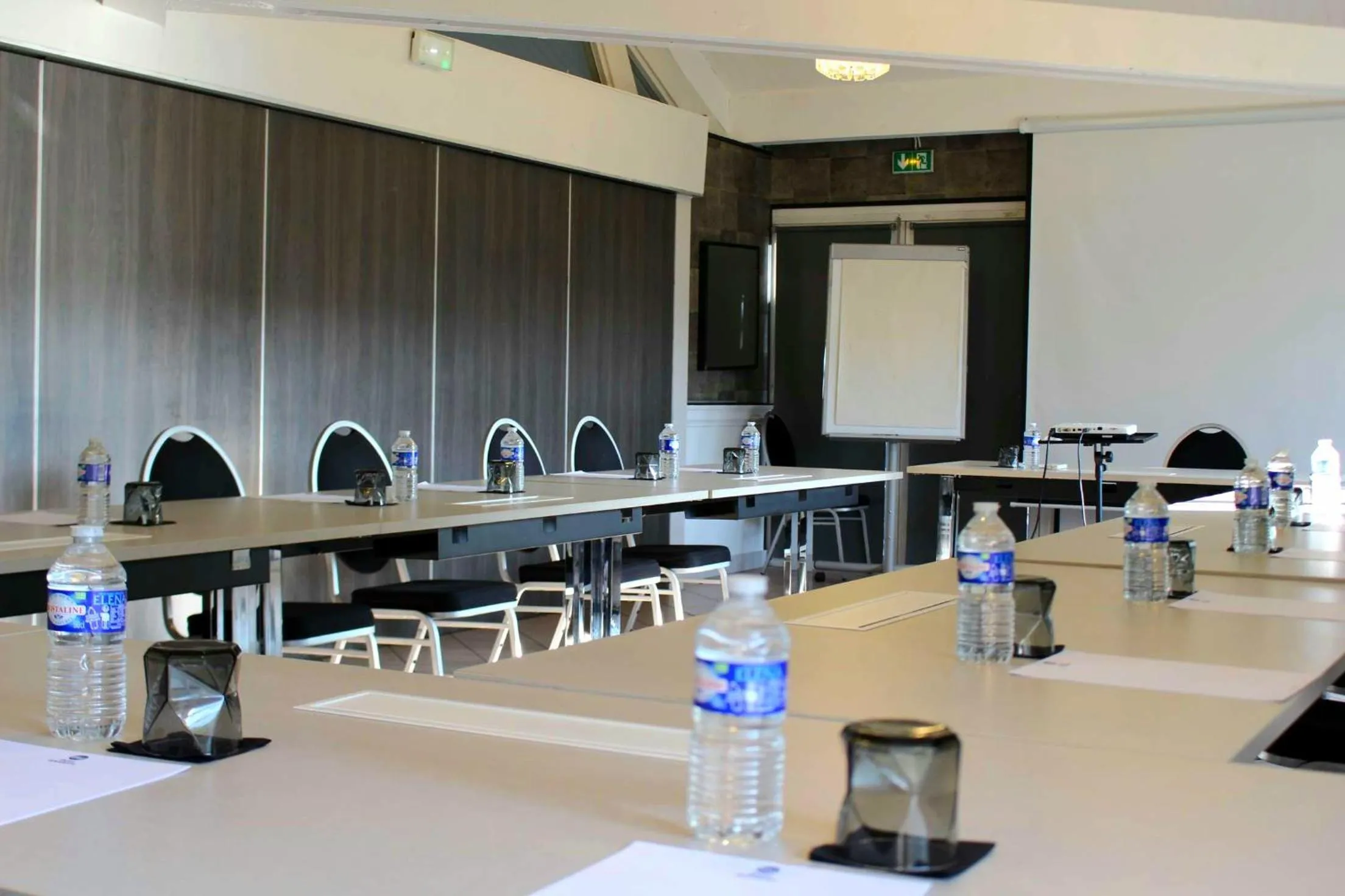 Meeting/conference room in Best Western Hotel Acadie Paris Nord Villepinte