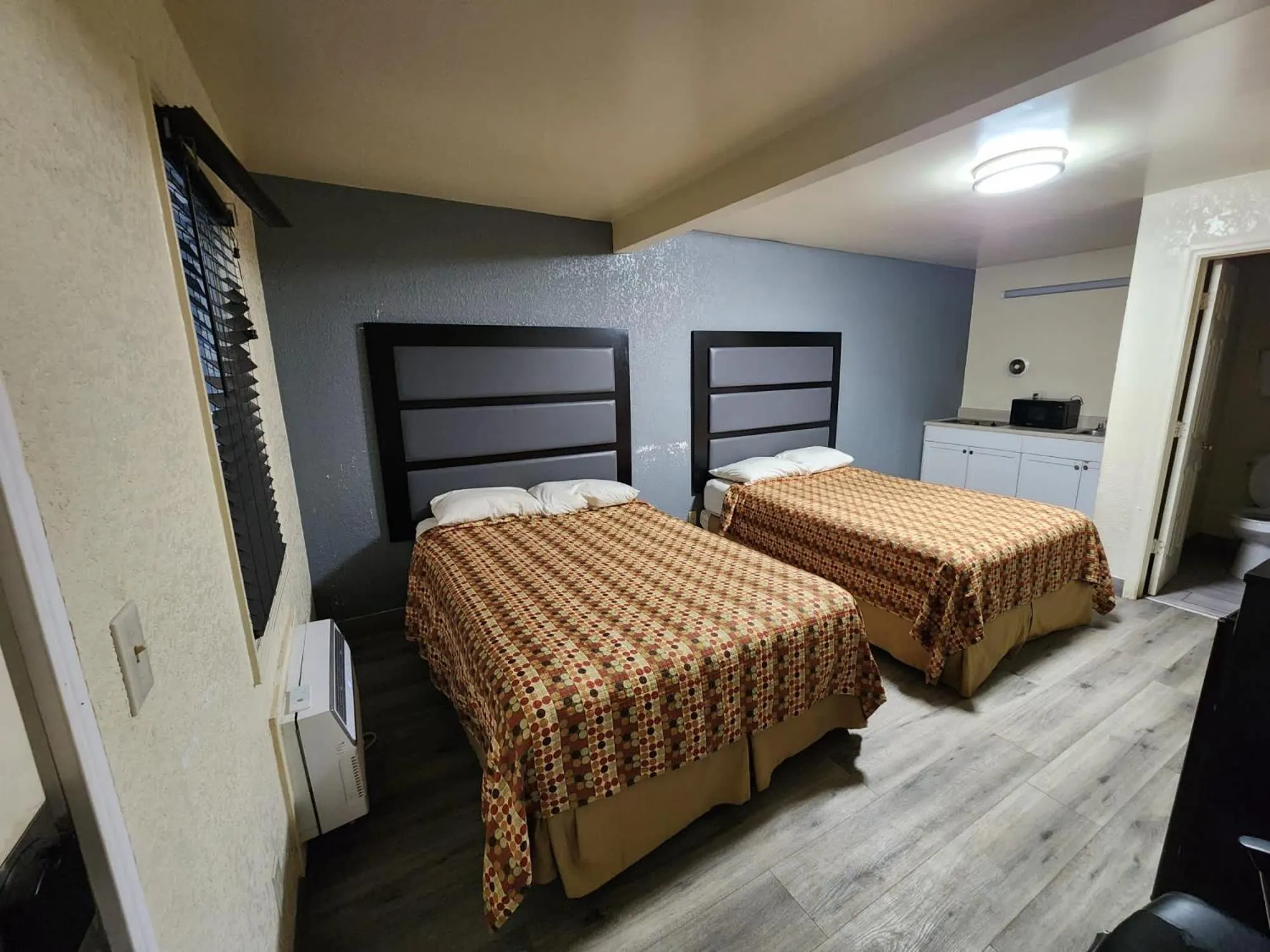 Bed in Green Garden Inn