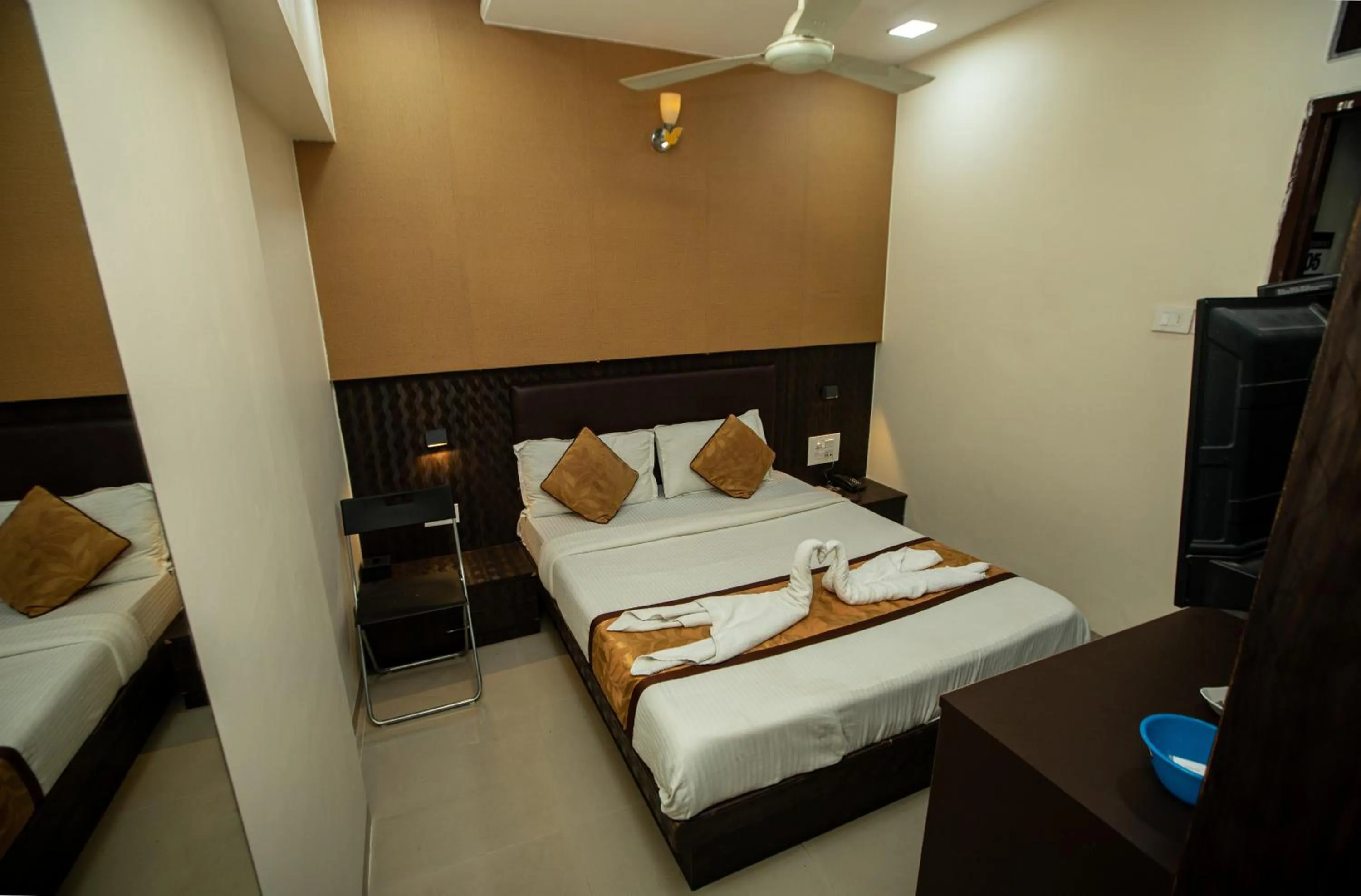 Bedroom in Hotel J D Residency