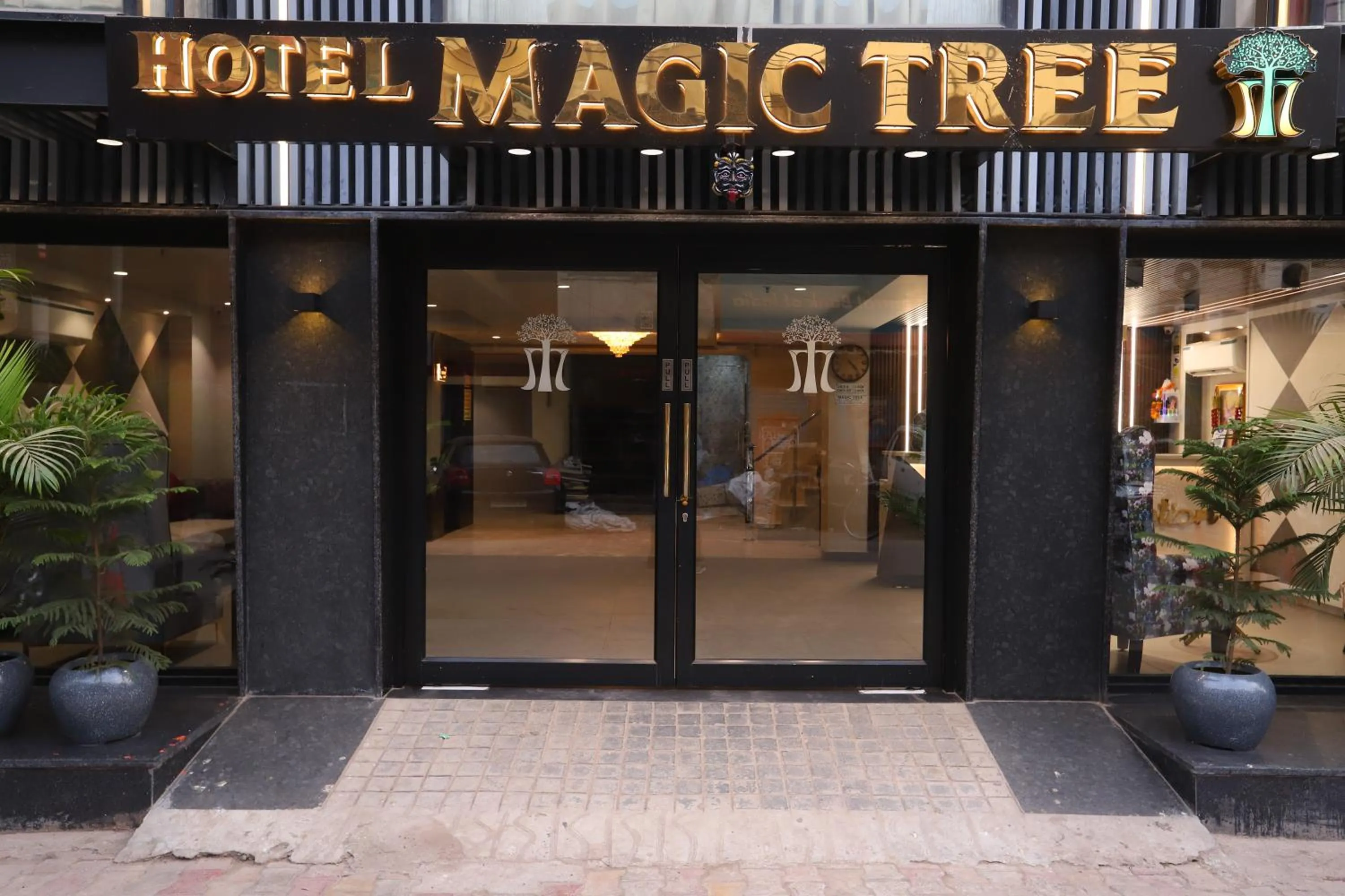 Facade/entrance in Hotel The Magic Tree - Paharganj New Delhi