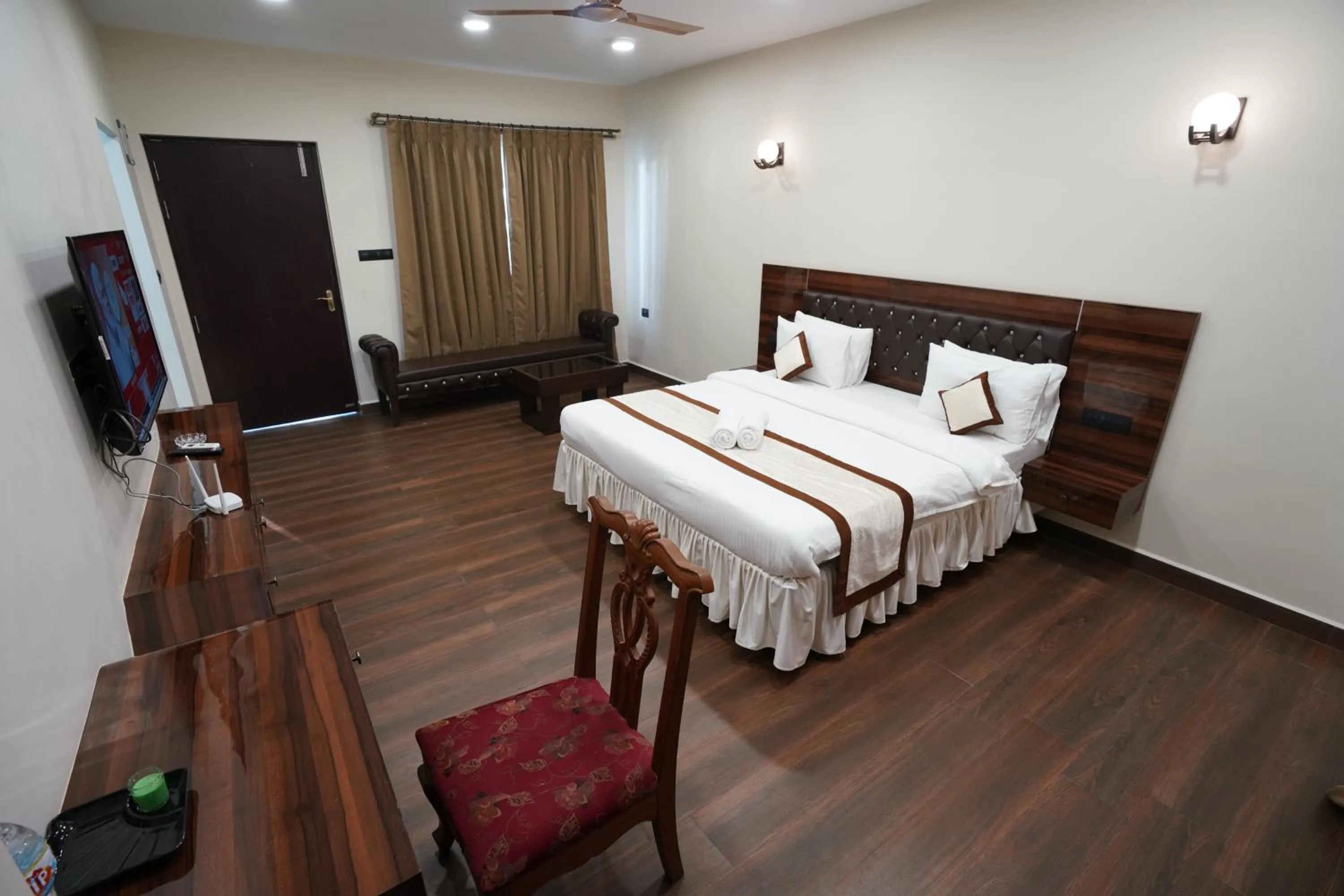 Living room, Bed in D7 La Serene
