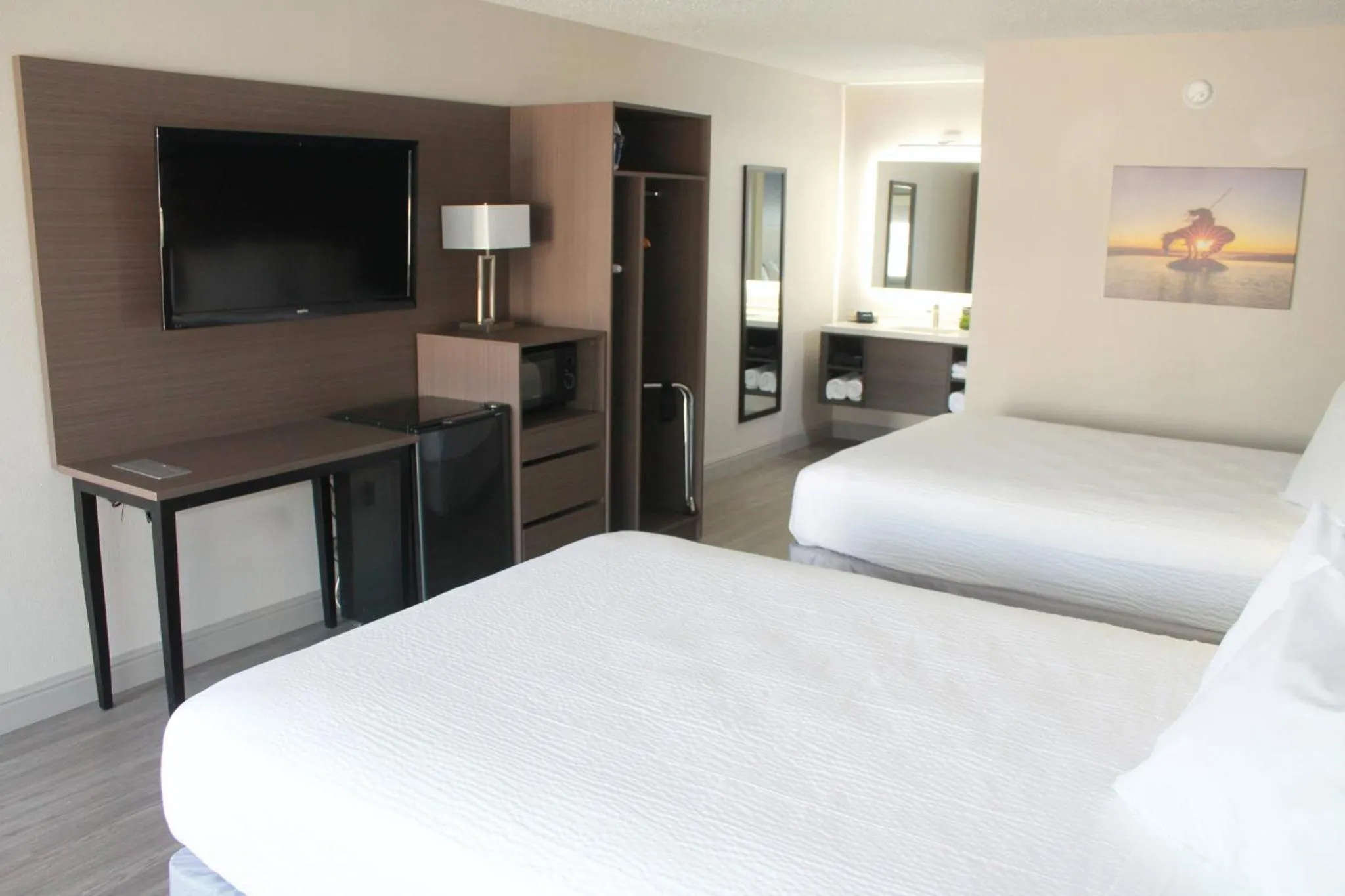 Photo of the whole room, Bed in Angel Inn Near IMAX, a Travelodge by Wyndham
