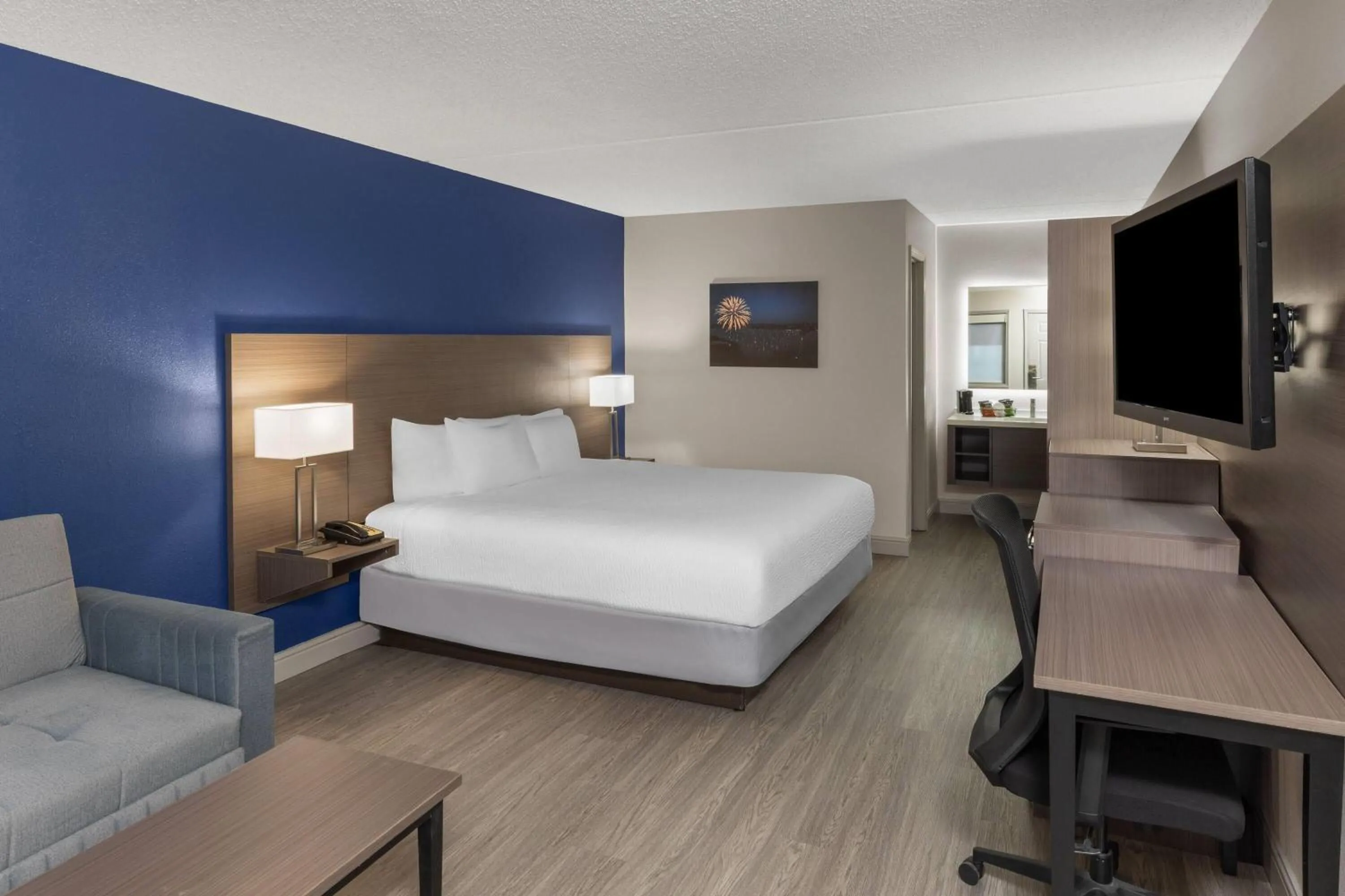 Photo of the whole room, Bed in Angel Inn Near IMAX, a Travelodge by Wyndham