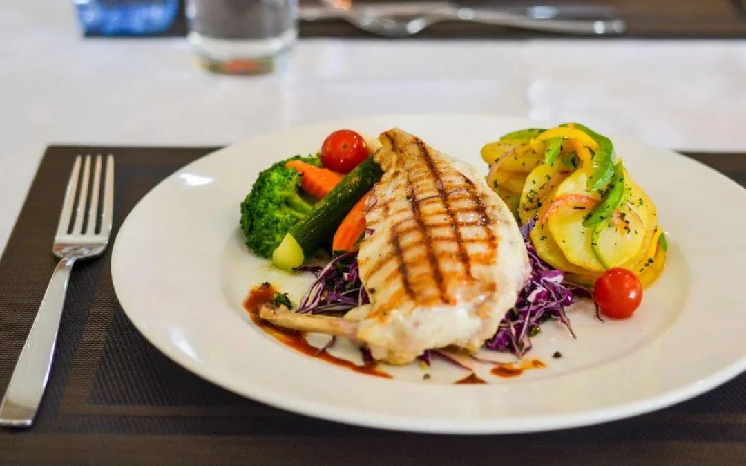 Food in Qaribu Inn Boutique Hotel Nairobi