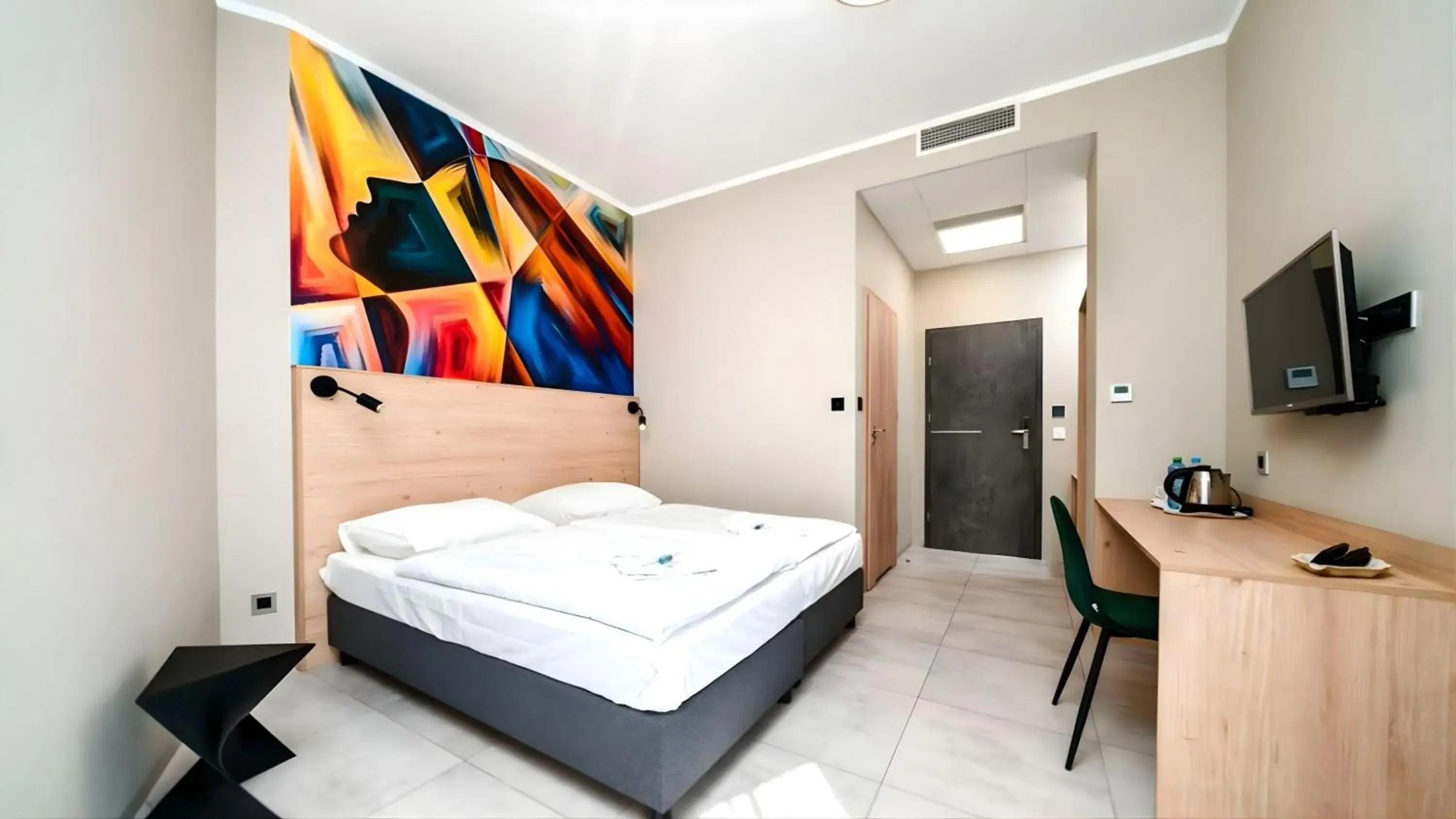 Double Room with Private Bathroom in Za Bunkrem 2 0 Double Room with Private Bathroom in Za Bunkrem 2 0