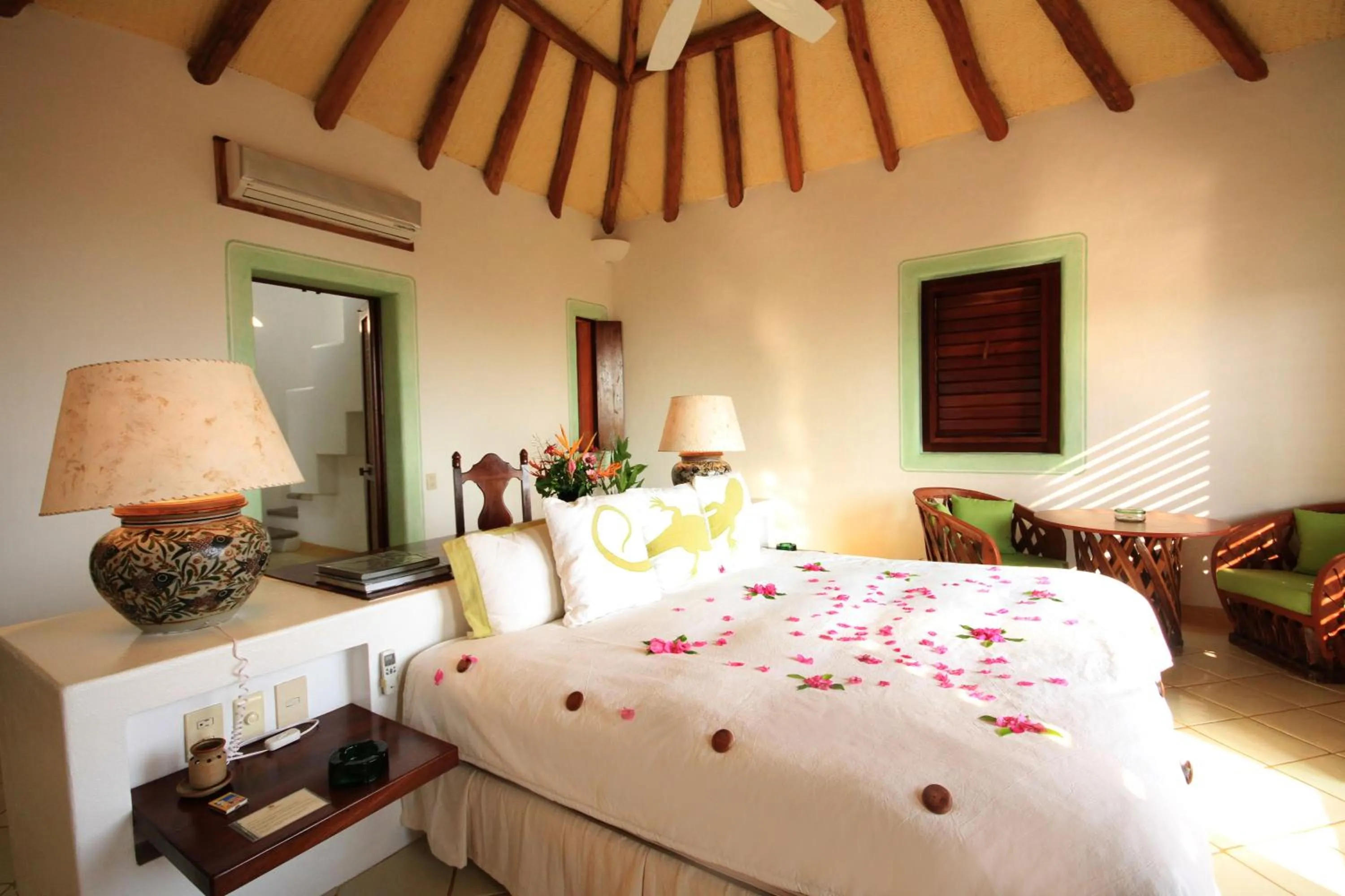 Bedroom, Bed in Las Alamandas