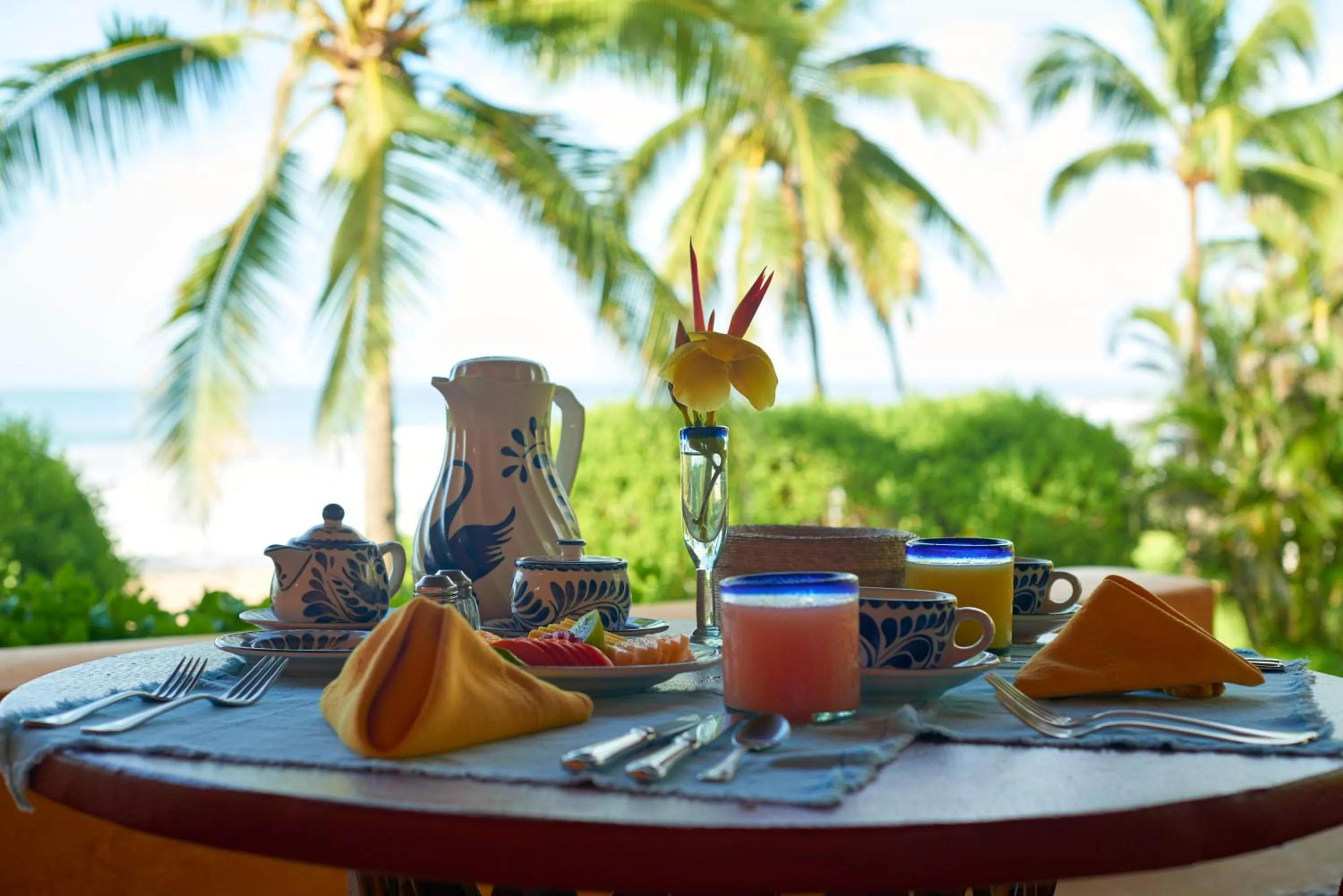 Breakfast in Las Alamandas