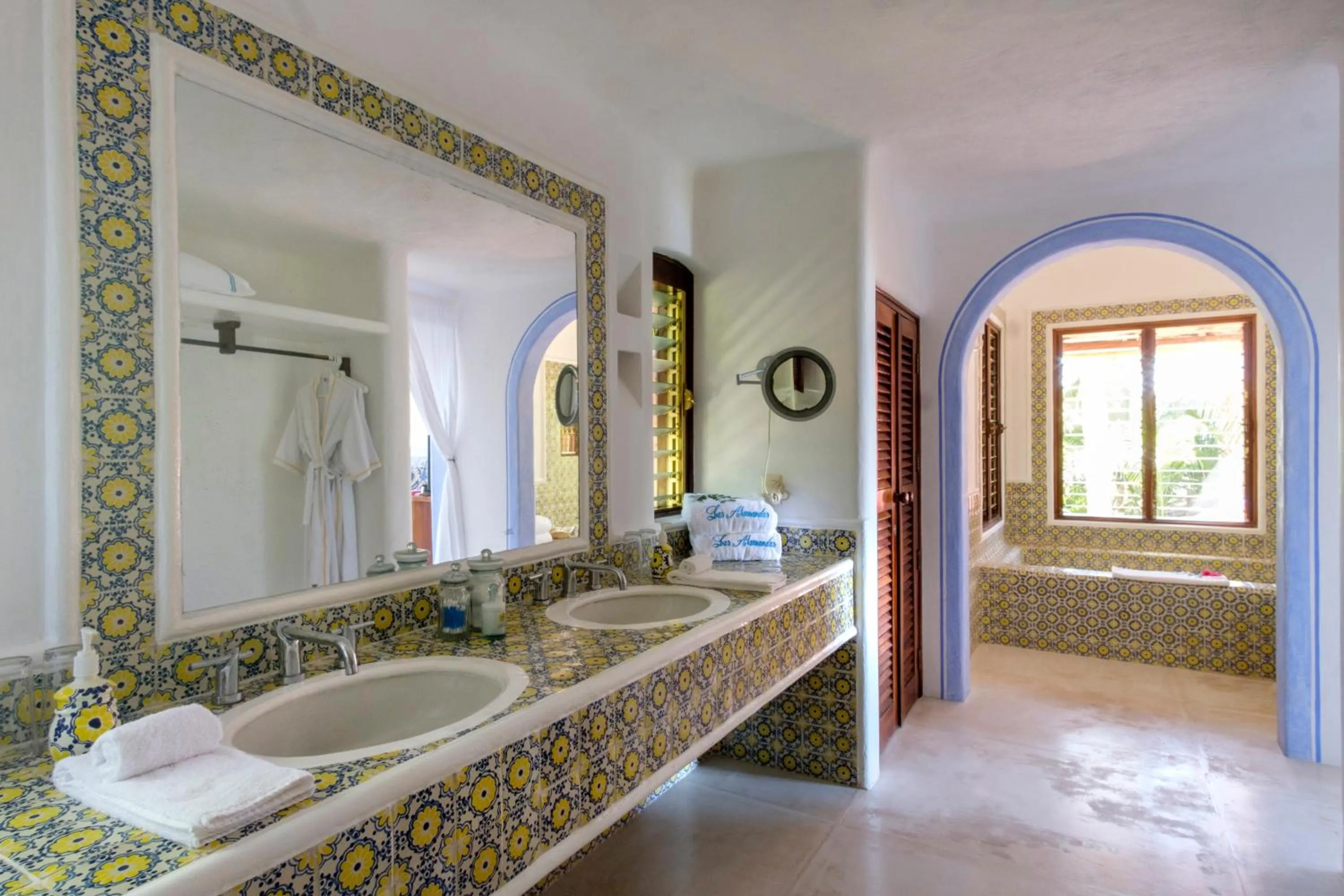 Bathroom, Bed in Las Alamandas