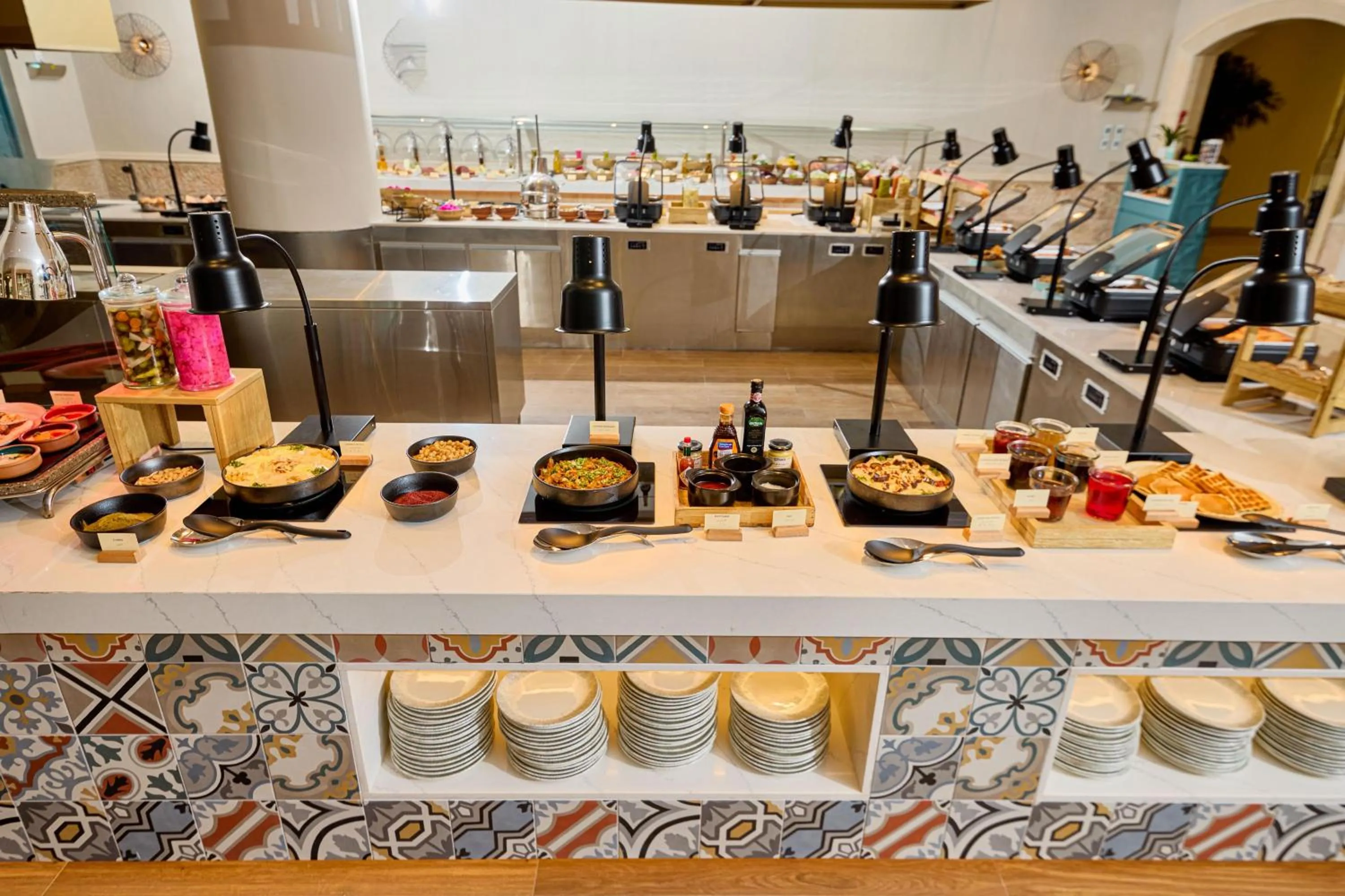 Restaurant/places to eat in Mövenpick Resort & Spa Dead Sea